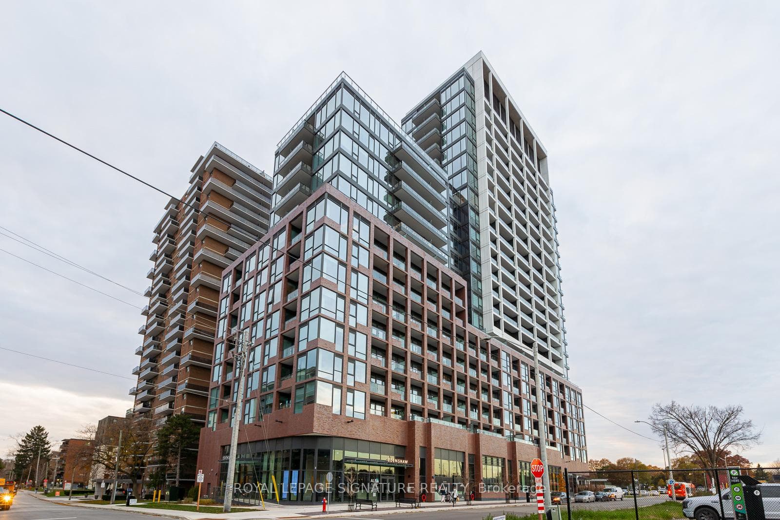 28 Ann Street Unit 303, Mississauga, ON L5G 0E1 - Photo 1