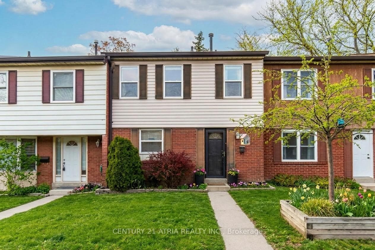 2825 Gananoque Drive Unit 41, Mississauga, ON L5N 1V6 - Photo 1