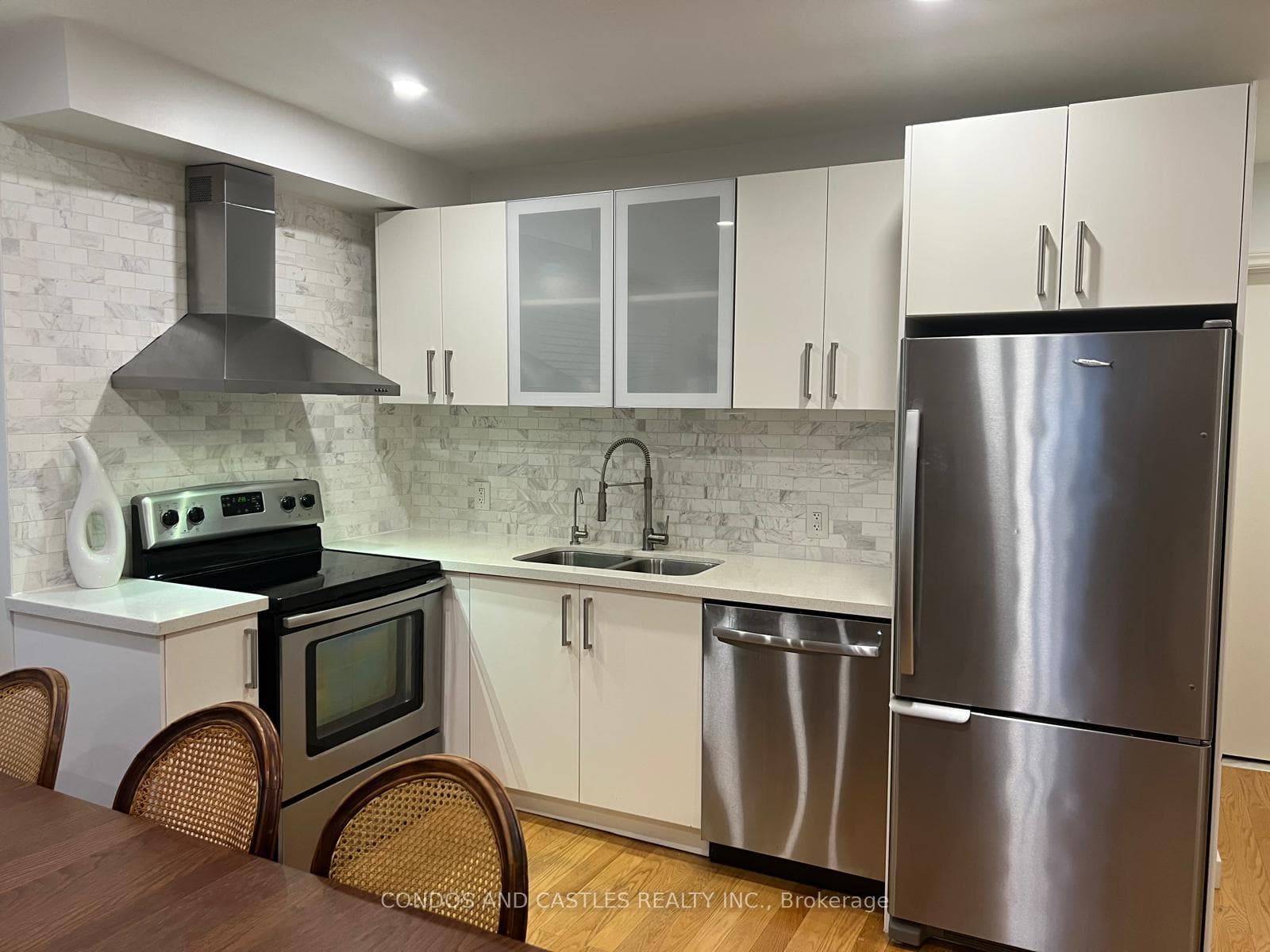 203 Fern Avenue Unit 2, High Park / Junction / Roncesvalles, ON M6R 1K5 - Photo 1