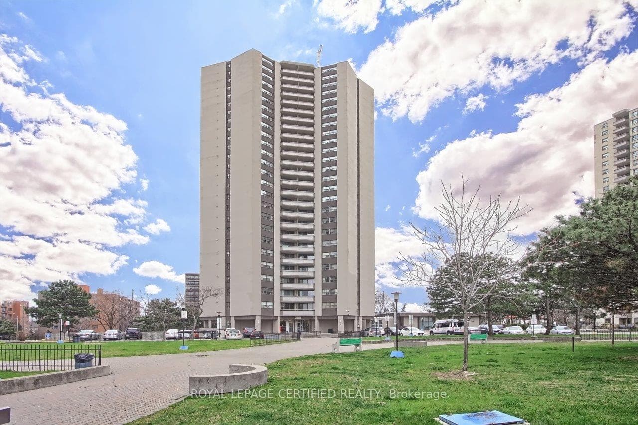 380 Dixon Road Unit 208, Etobicoke (Kingsview Village / Humber Heights), ON M9R 1T3 - Photo 1