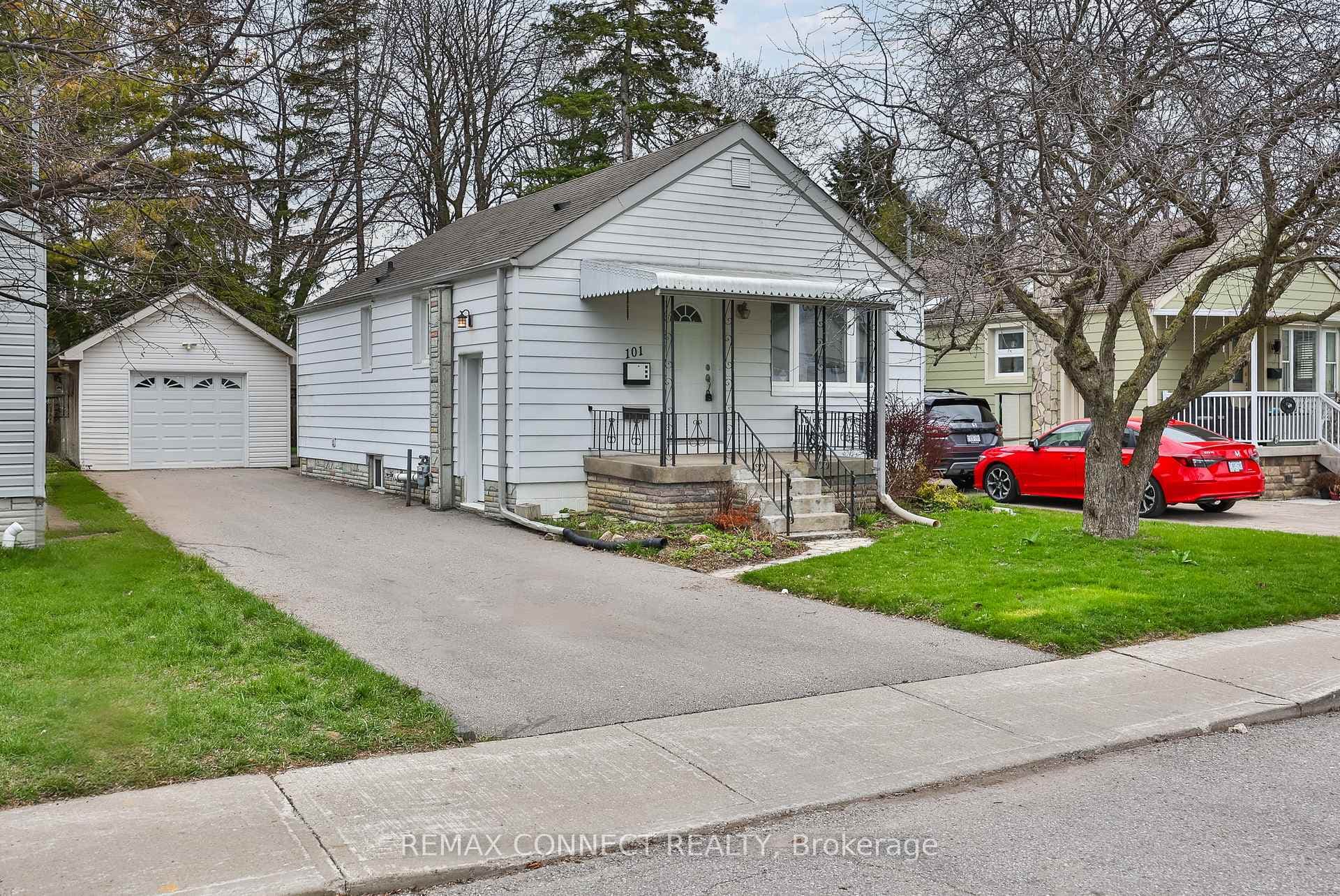 101 Phillip Avenue, Birch Cliff / Cliffside, ON M1N 3R3 - Photo 1