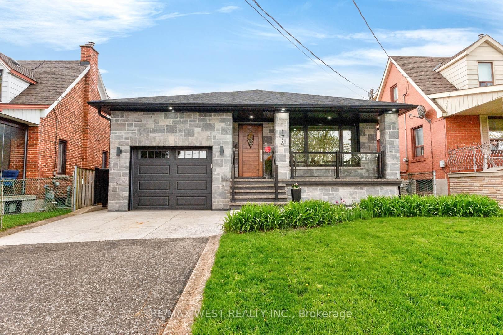 174 Cornelius Parkway, York / Weston, ON M6L 2K9 - Photo 1