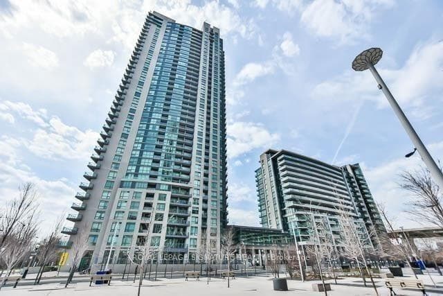 215 Fort York Boulevard Unit 3709, Downtown Toronto / Waterfront, ON M5V 4A2 - Photo 1