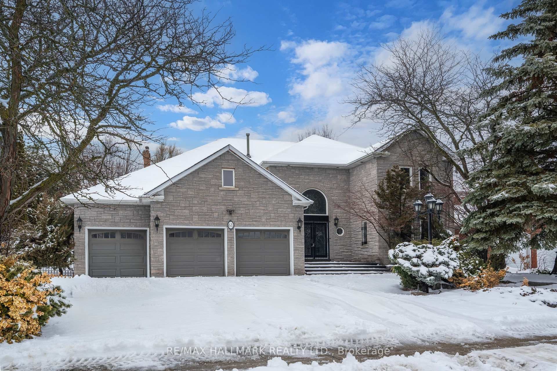 61 Glenayr Road, Richmond Hill, ON L4B 2V8 - Photo 1