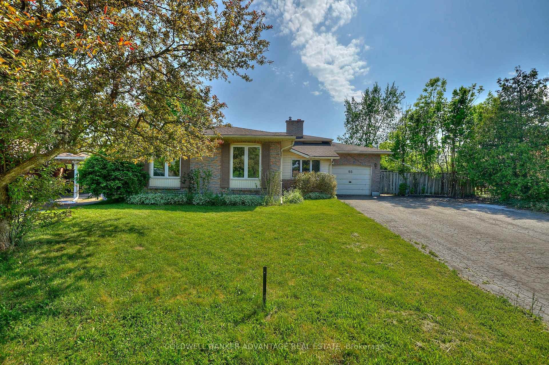 98 Pinehurst Drive, Welland