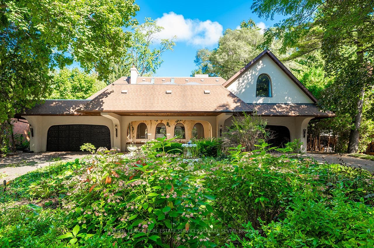 1547 Stavebank Road, Mississauga, ON L5G 2V6 - Photo 1