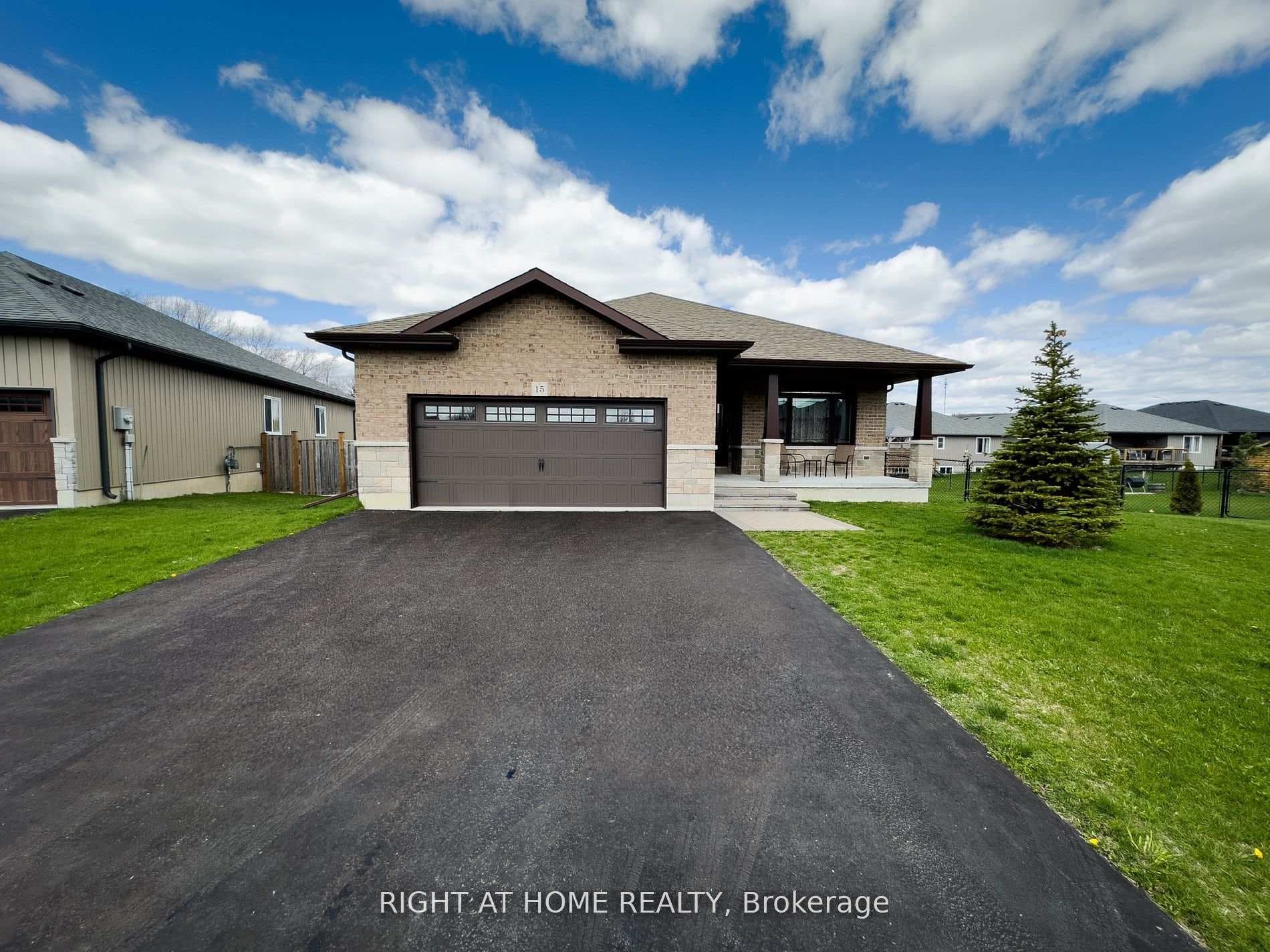 15 Spartan Court, Quinte West, ON K8V 5P4 - Photo 1