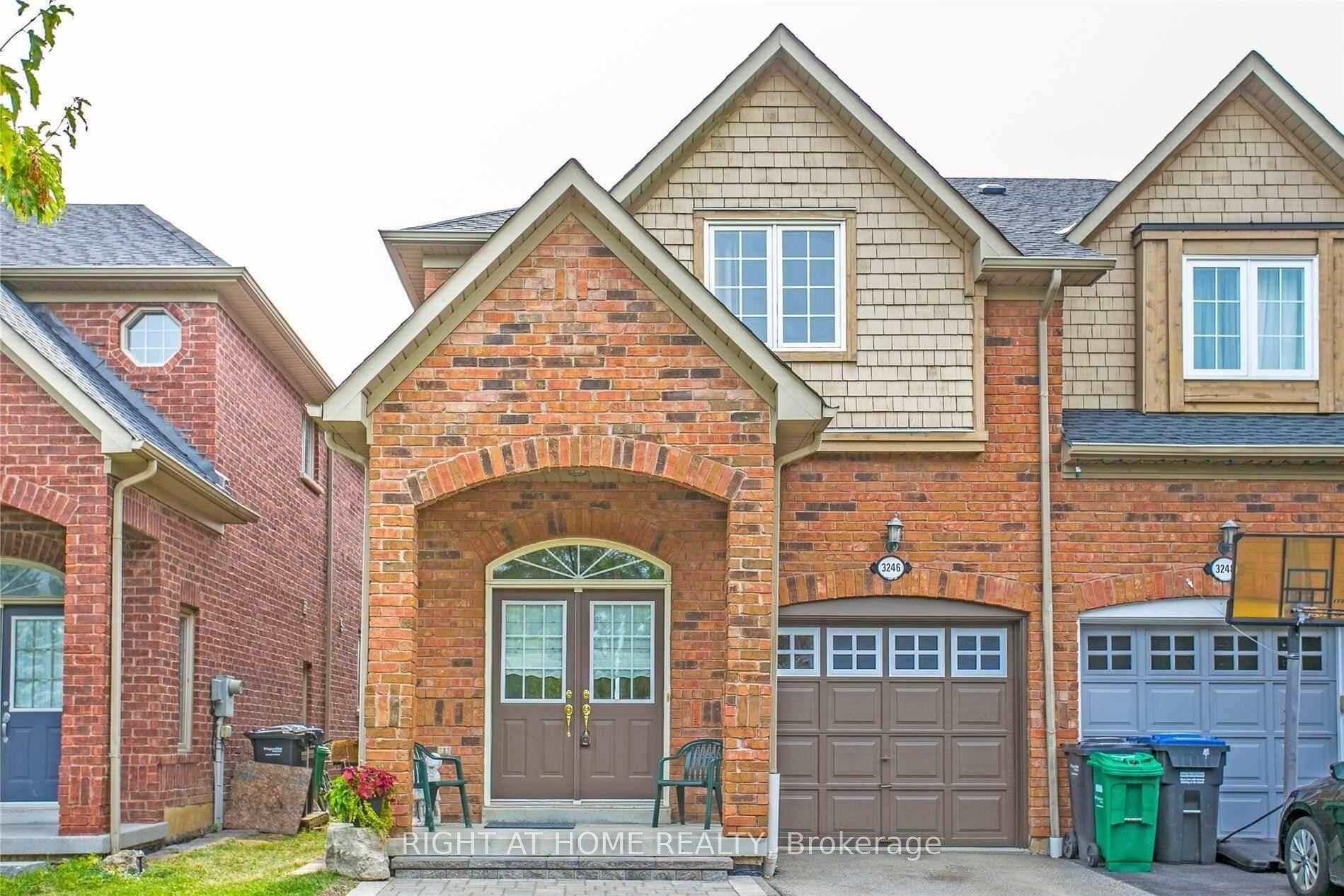 3246 Angel Pass Drive, Mississauga, ON L5M 7J7 - Photo 1