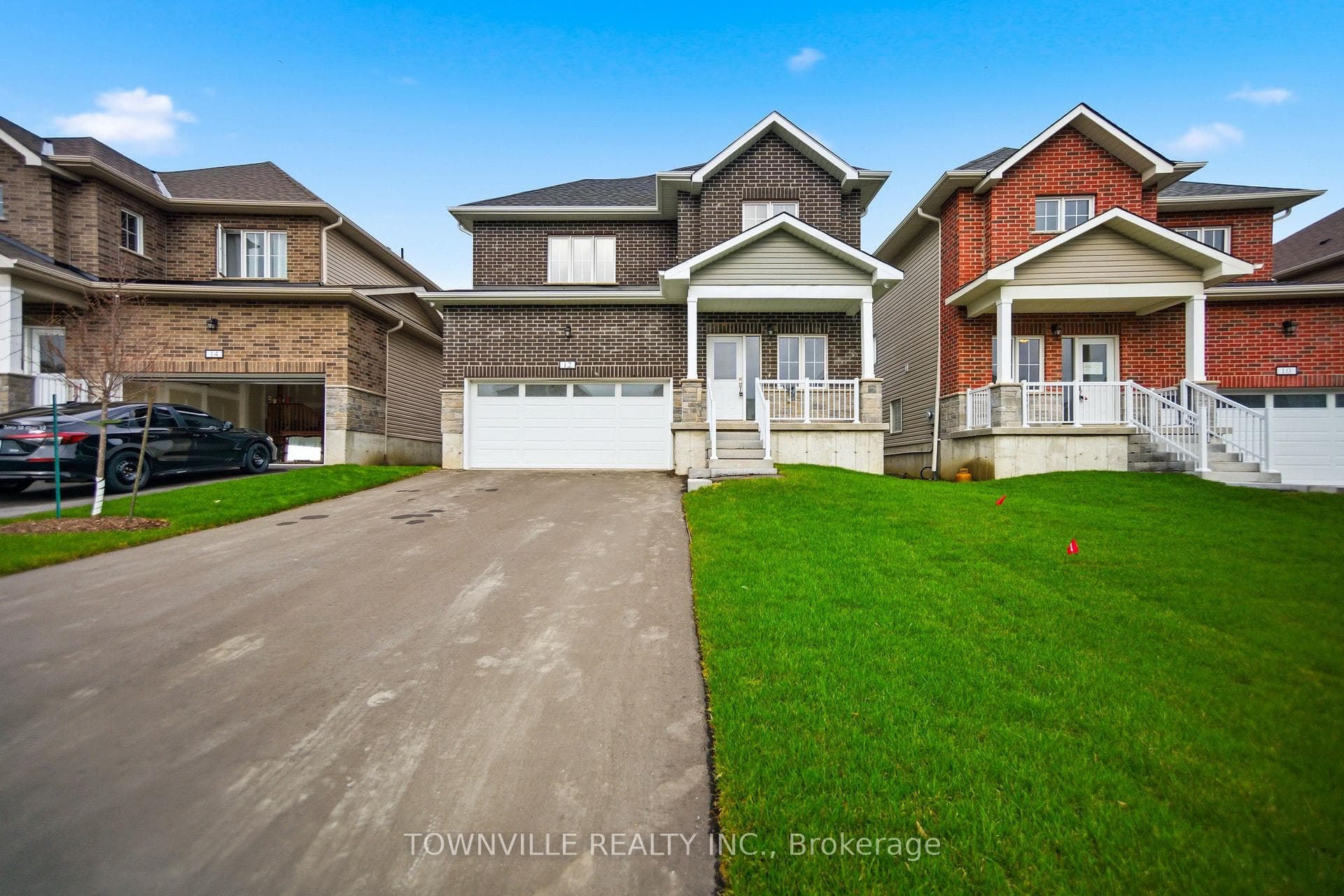 12 Bradden Crescent, Belleville