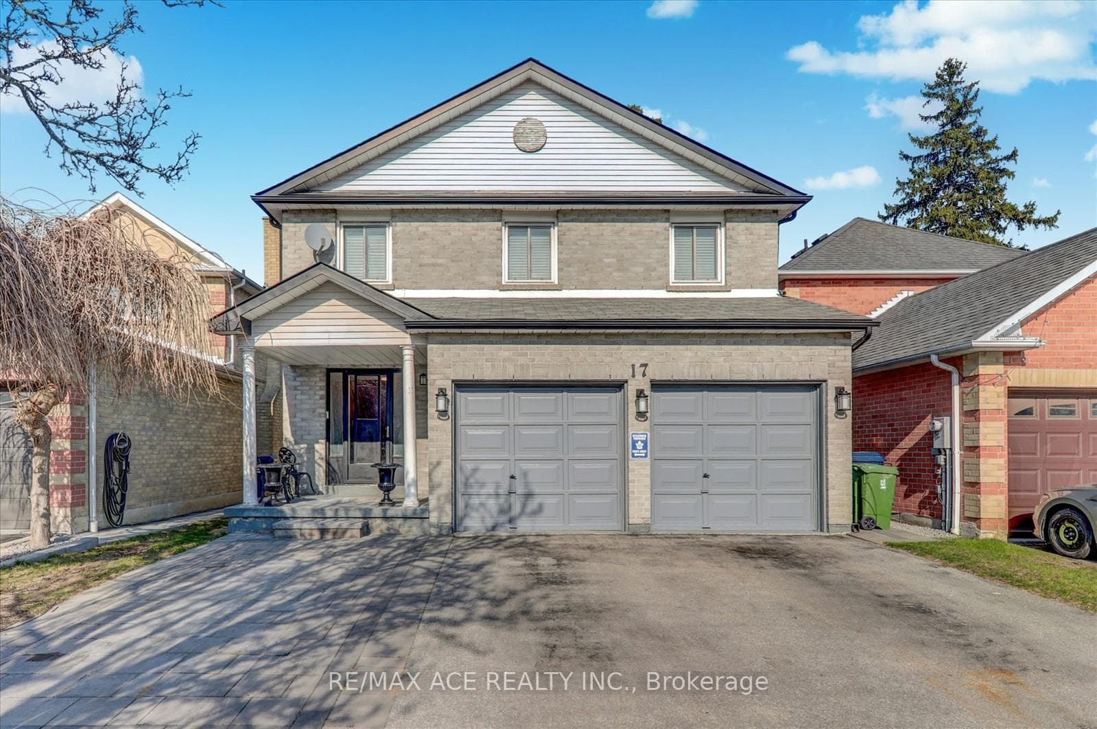 17 Plumrose Boulevard, Rouge / Port Union / Malvern, ON M1E 5E8 - Photo 1