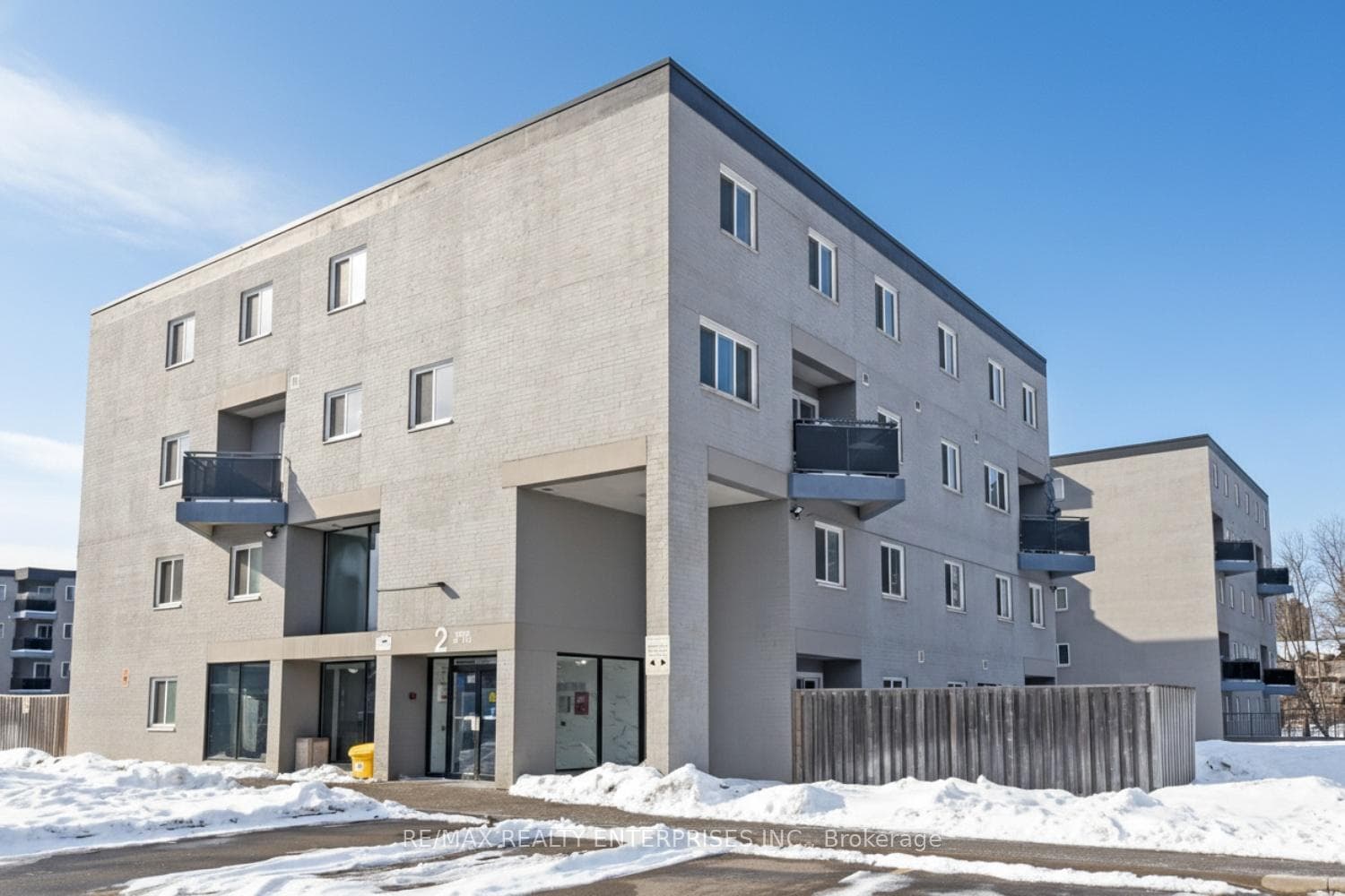 2001 Bonnymede Drive Unit 119, Mississauga, ON L5J 4H8 - Photo 1