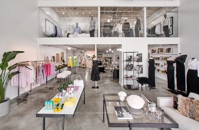 1444 DuPont Street Unit 40, Bloor West Village / Swansea, ON M6P 4H3 - Photo 1