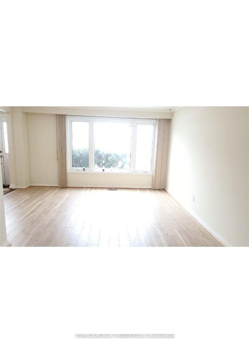3450 Ellengale Drive, Mississauga