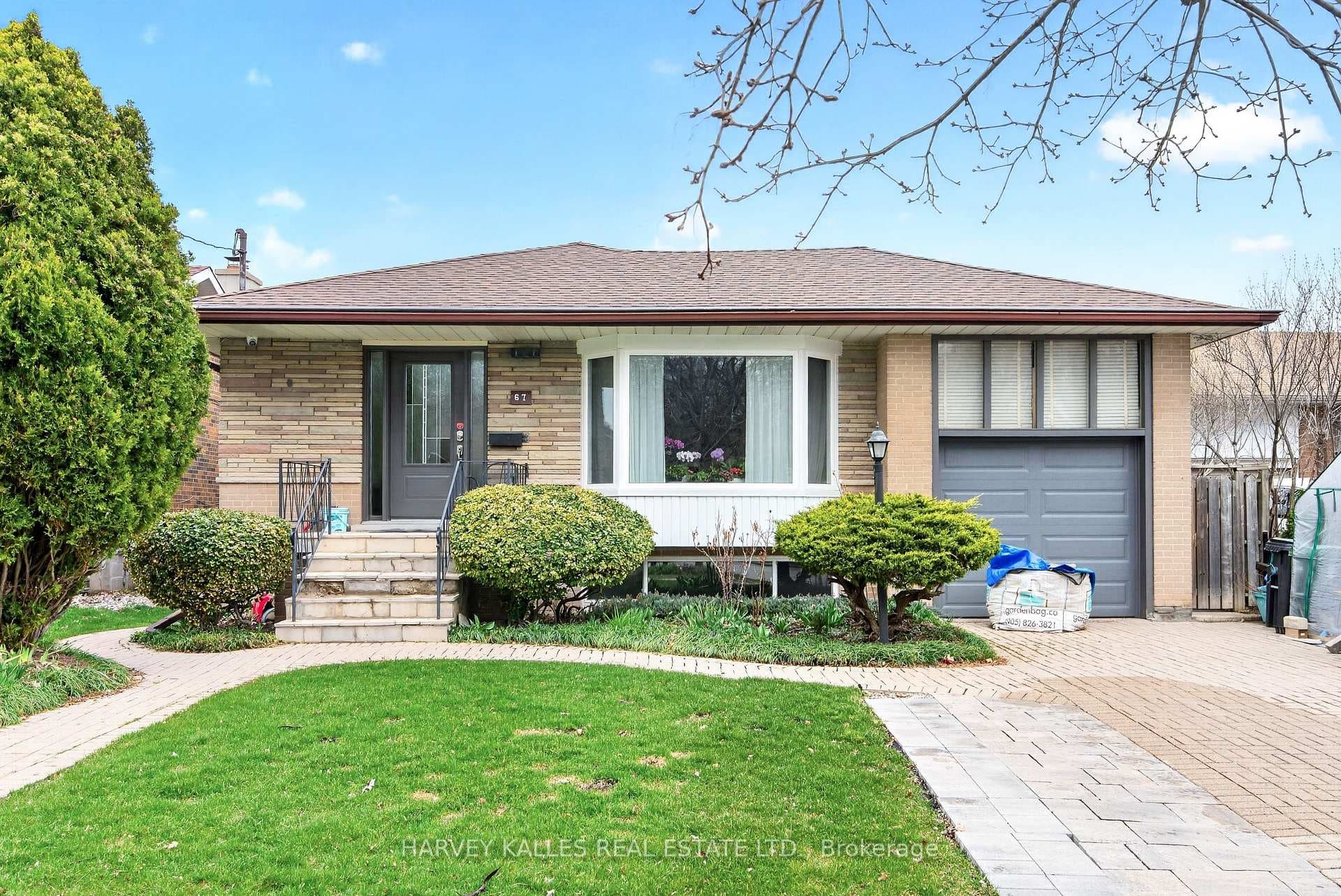 67 Robinglade Drive Unit Basement, Etobicoke (Islington / Rexdale), ON M9B 2R2 - Photo 1