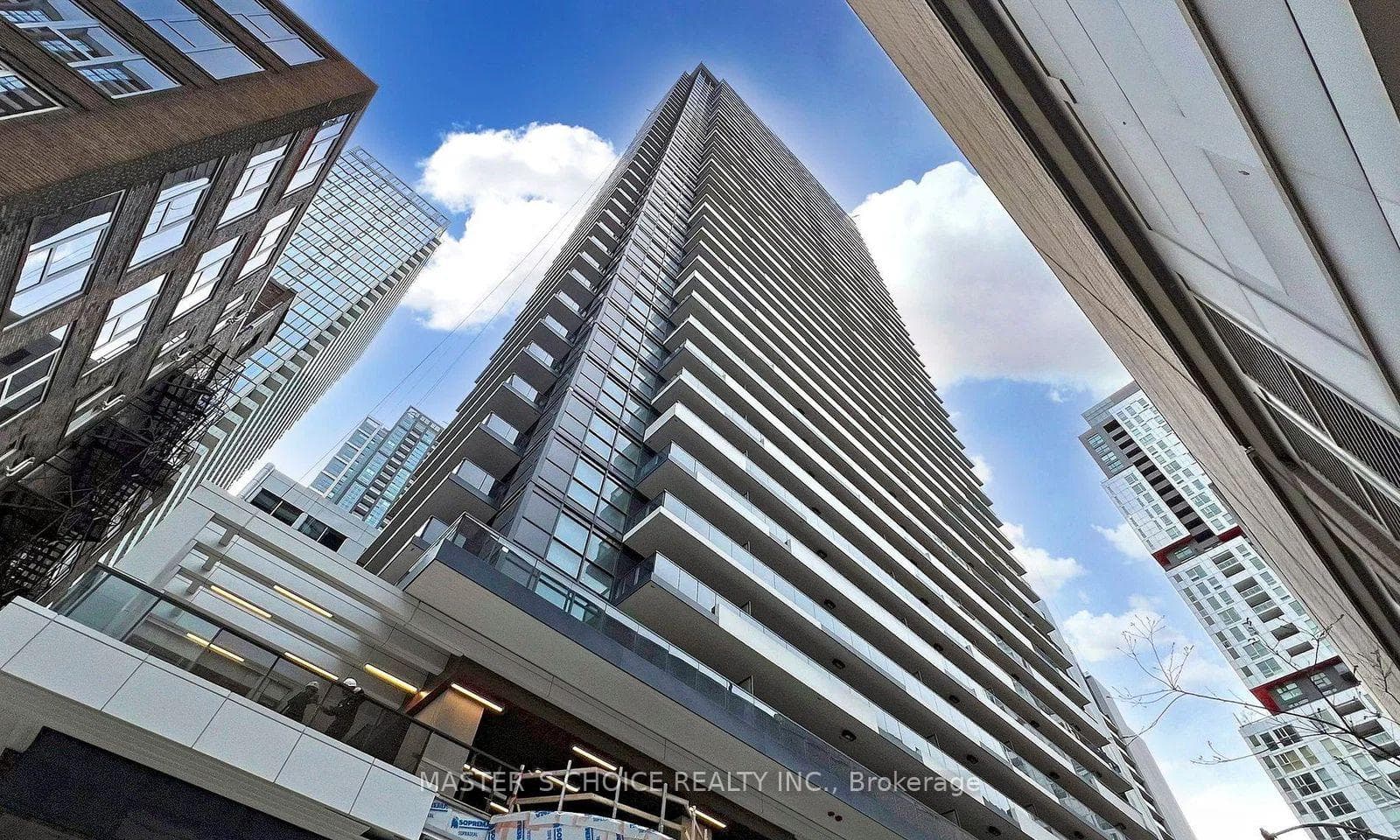 38 Widmer Street Unit 1909, Toronto C01