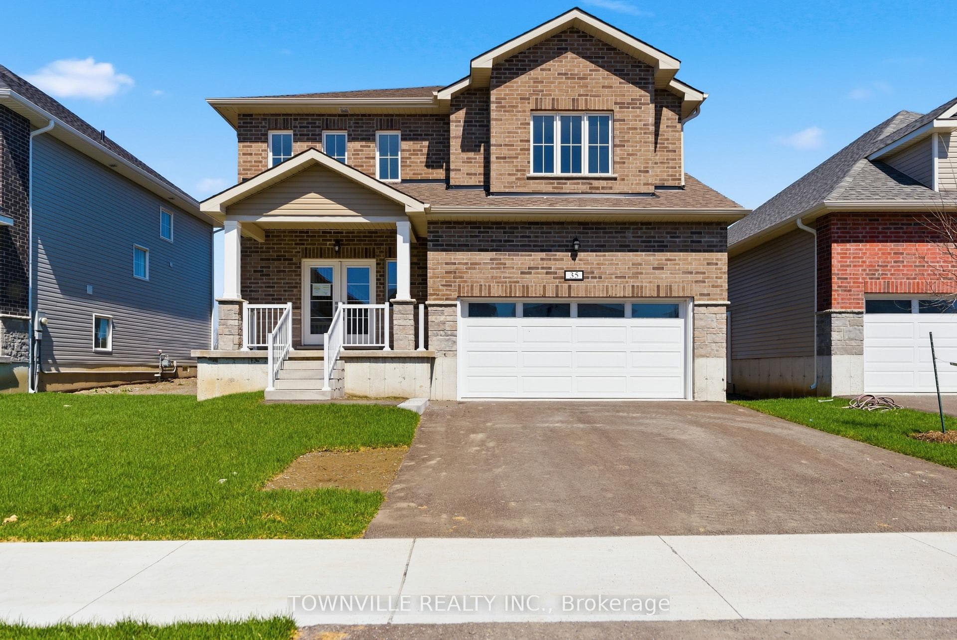 35 Bradden Crescent, Belleville