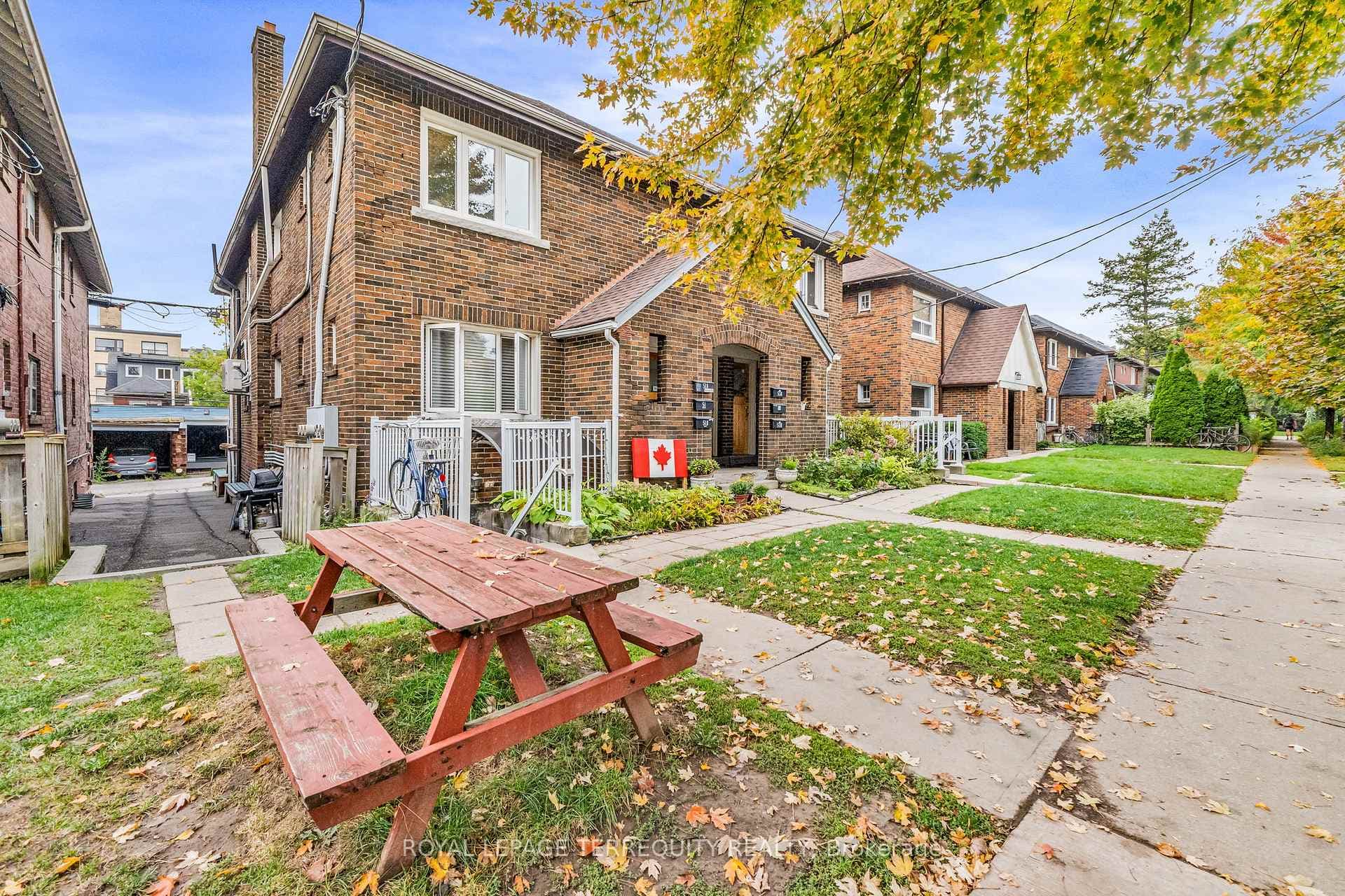 51 Claxton Boulevard, Forest Hill / Deer Park, ON M6C 1L9 - Photo 1