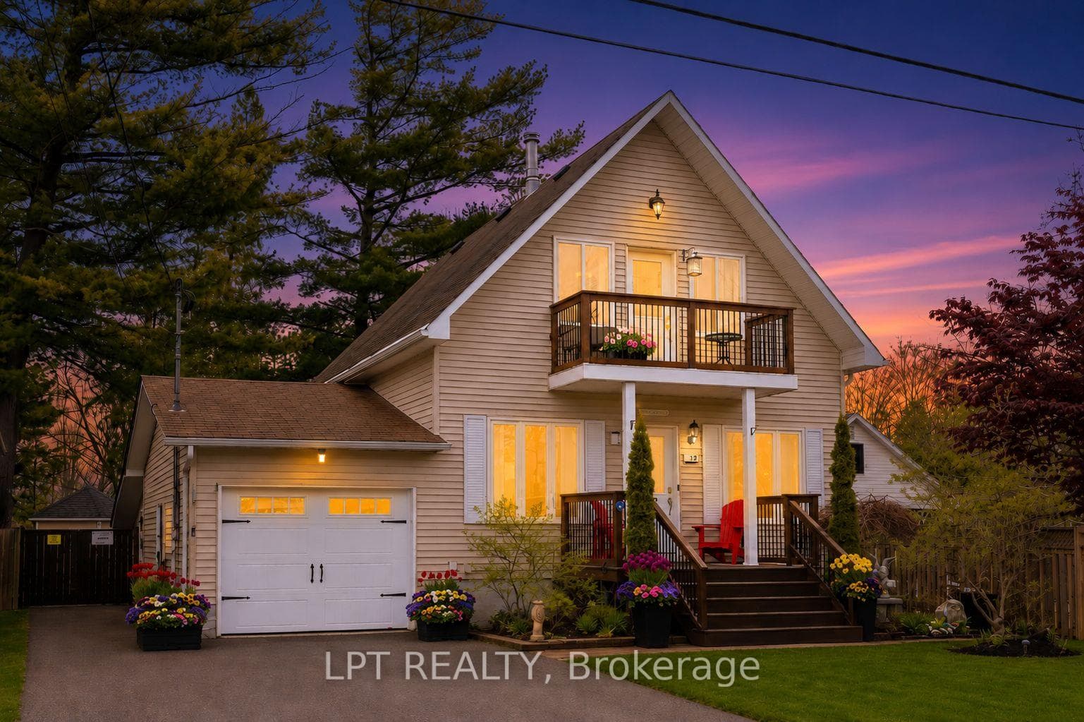 Welcome Home To 11 Hardwood Drive!