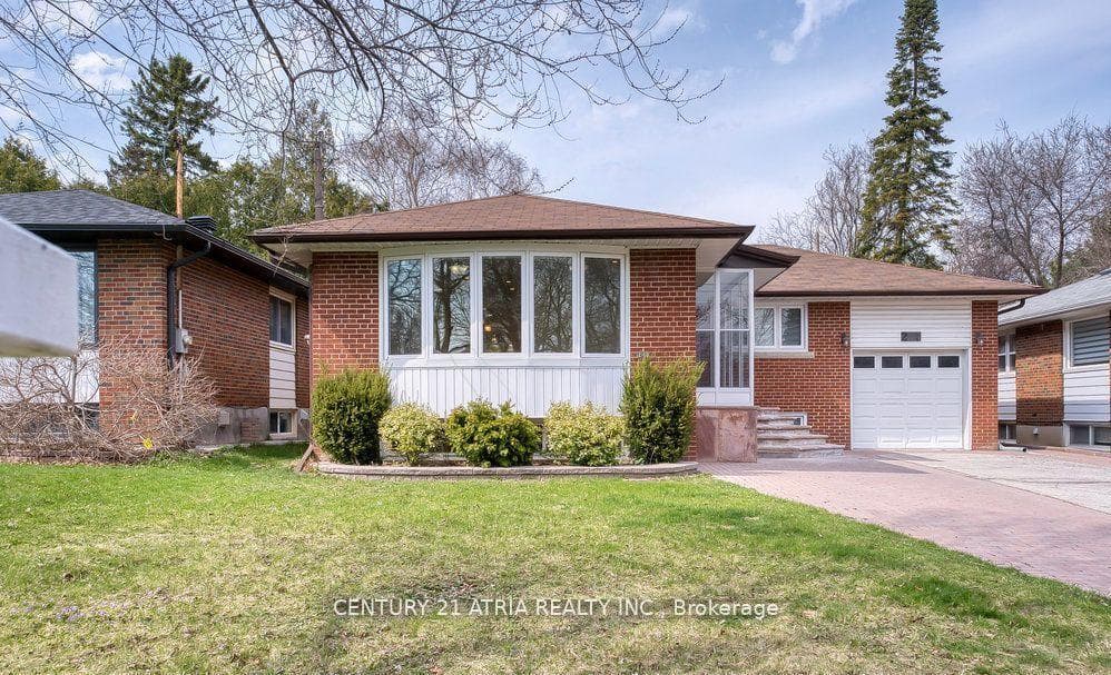 243 Harrygan Crescent, Richmond Hill, ON L4C 4J2 - Photo 1
