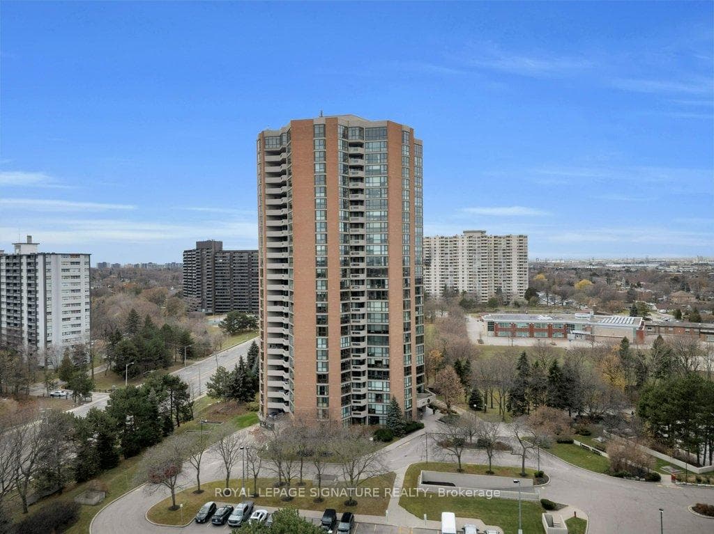 2000 Islington Avenue Unit 2511, Etobicoke (Kingsview Village / Humber Heights), ON M9P 3S7 - Photo 1
