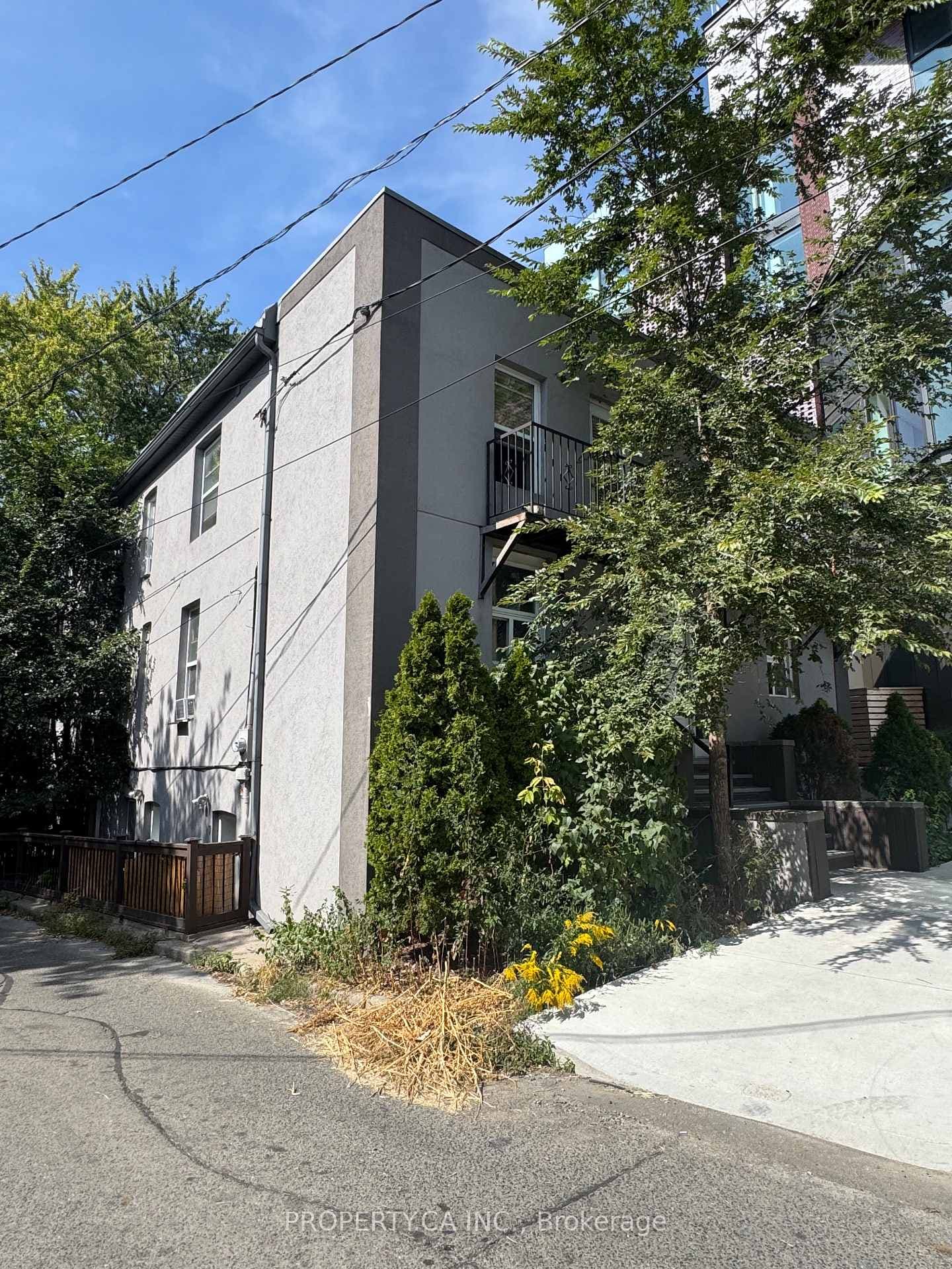 22 Brad Street, Bloor West Village / Swansea, ON M6P 1N1 - Photo 1
