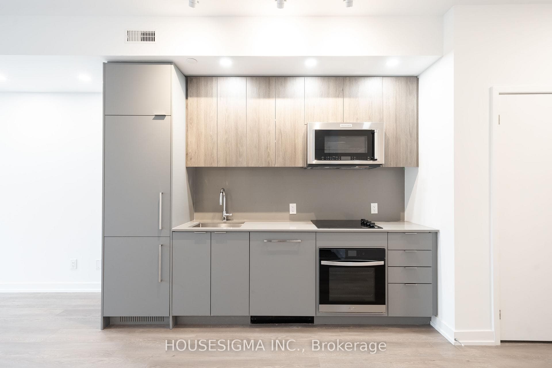 181 Sheppard Avenue Unit 301, Willowdale / Newtonbrook, ON M2N 0L9 - Photo 1