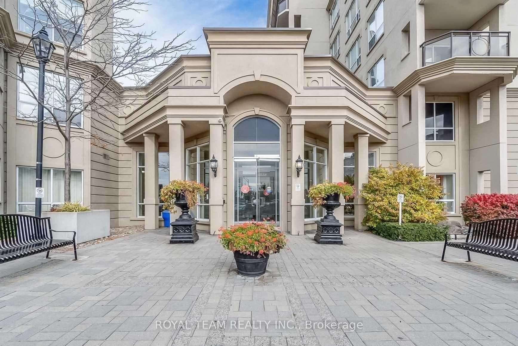 2 Maison Parc Court Unit 808, Vaughan