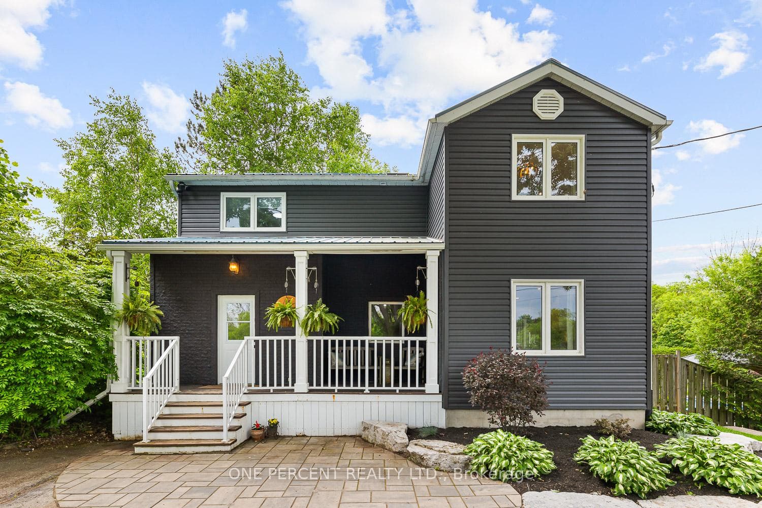 15 River Street, East Luther Grand Valley, ON L9W 5X2 - Photo 1