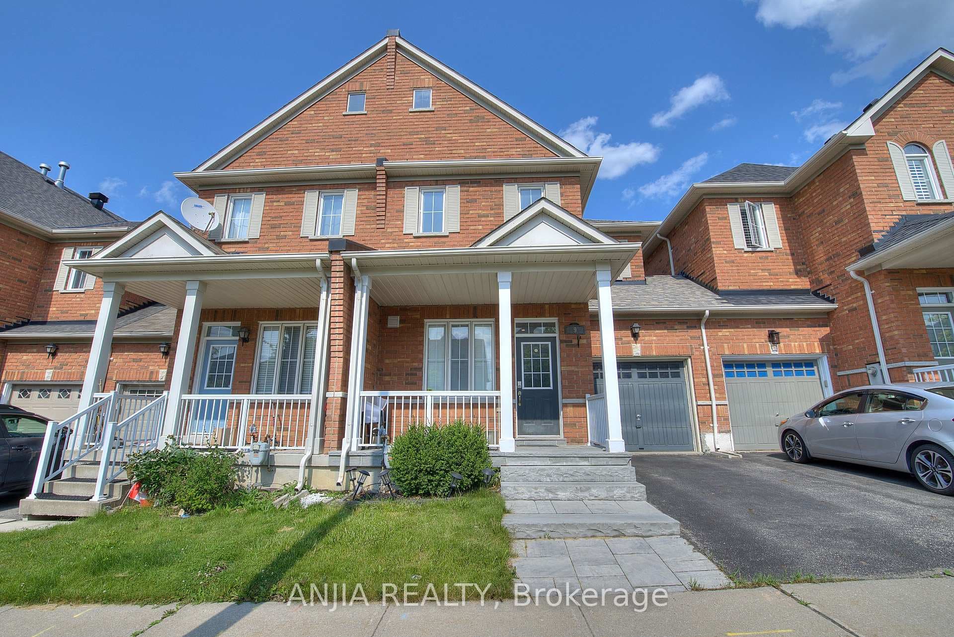 9 Picnic Street, Richmond Hill