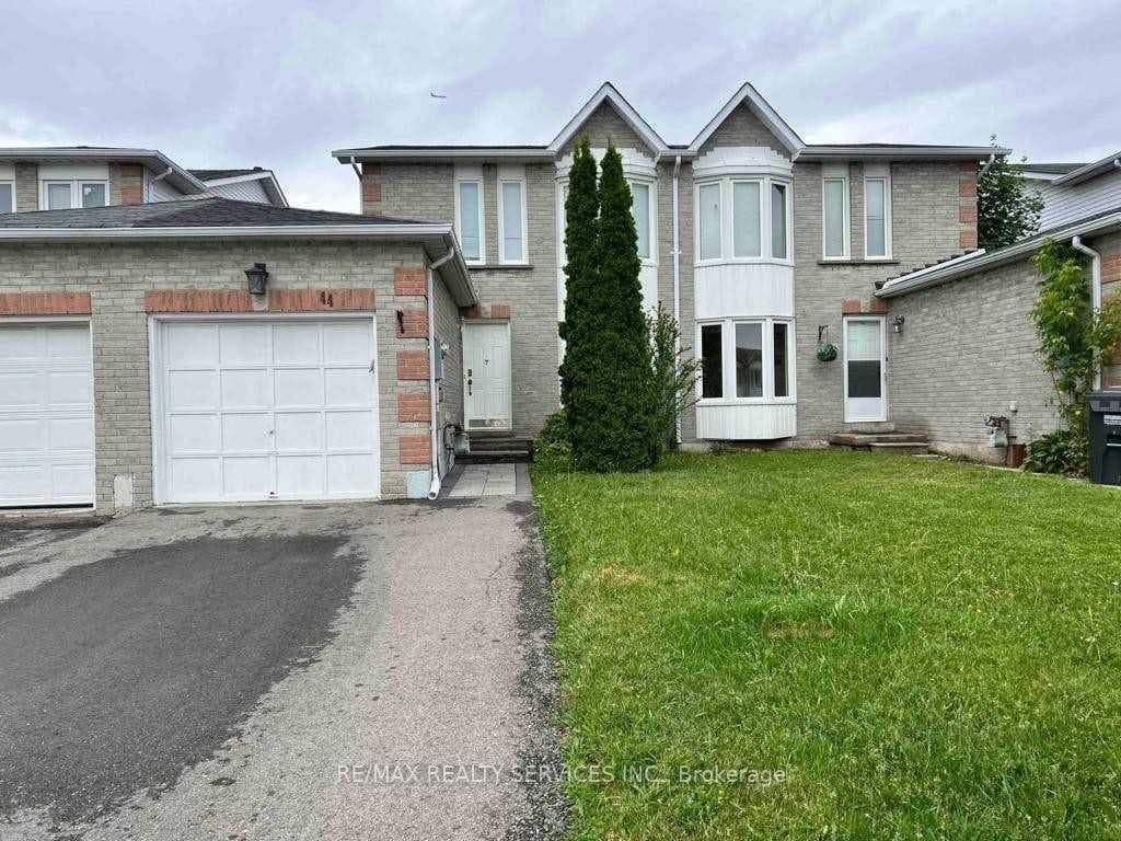 44 Elmstead Court, Brampton, ON L6Y 4C2 - Photo 1