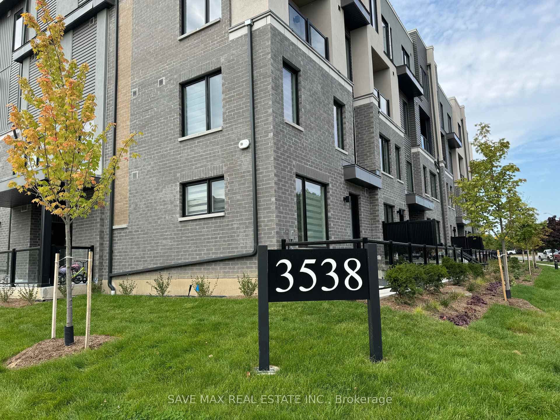 3538 Colonial Drive Unit 18, Mississauga, ON L5L 0C1 - Photo 1