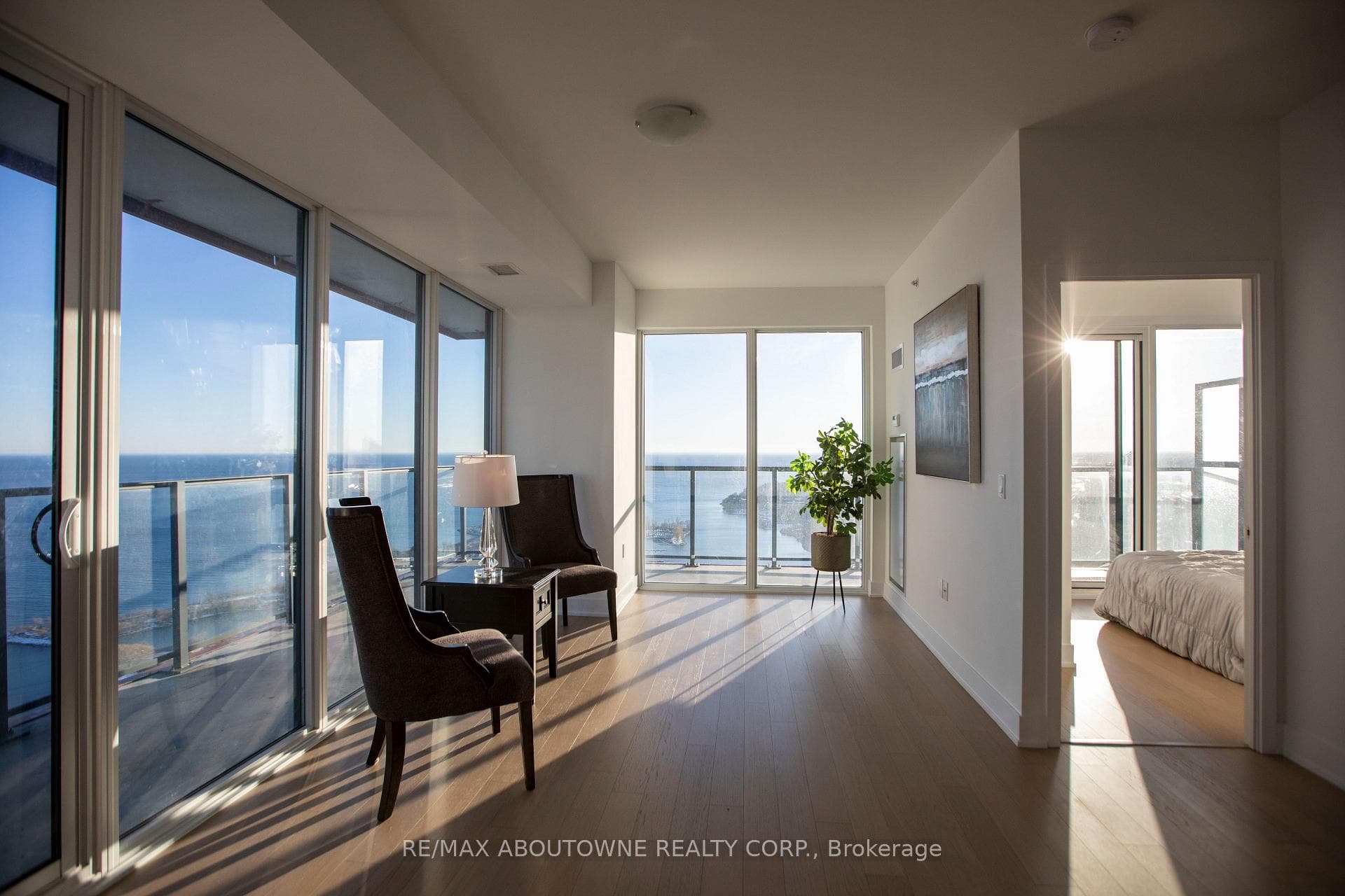 30 Shore Breeze Drive Unit 4616, Toronto W06