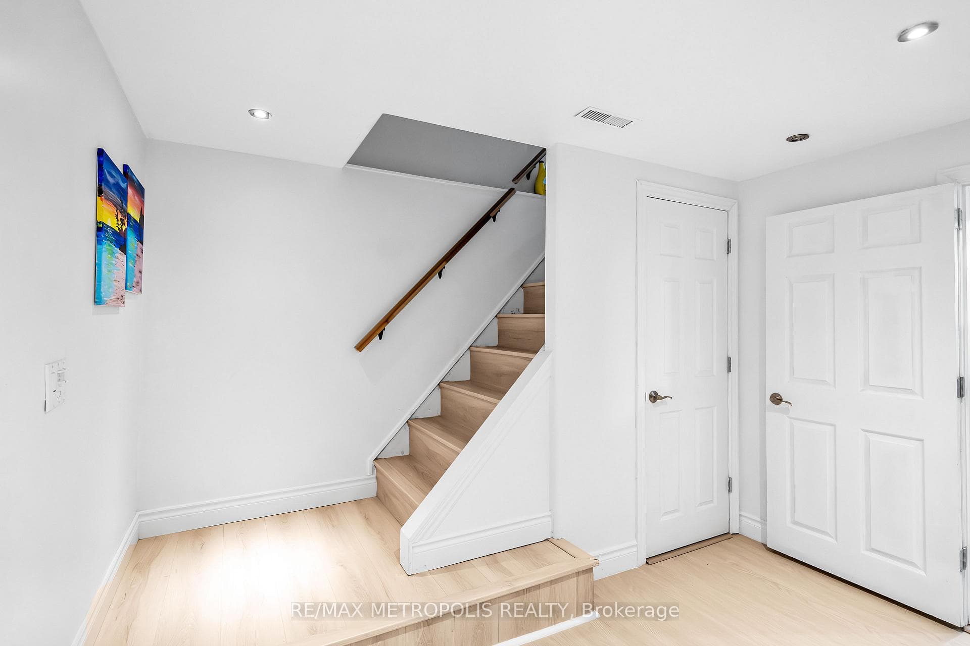 834 Sanok Drive Unit Basement, Pickering, ON L1W 2R2 - Photo 1