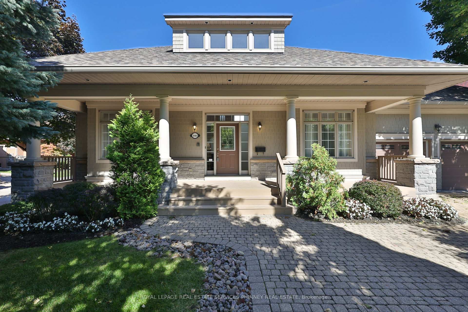 2165 Stavebank Road Unit 27, Mississauga, ON L5C 1T3 - Photo 1