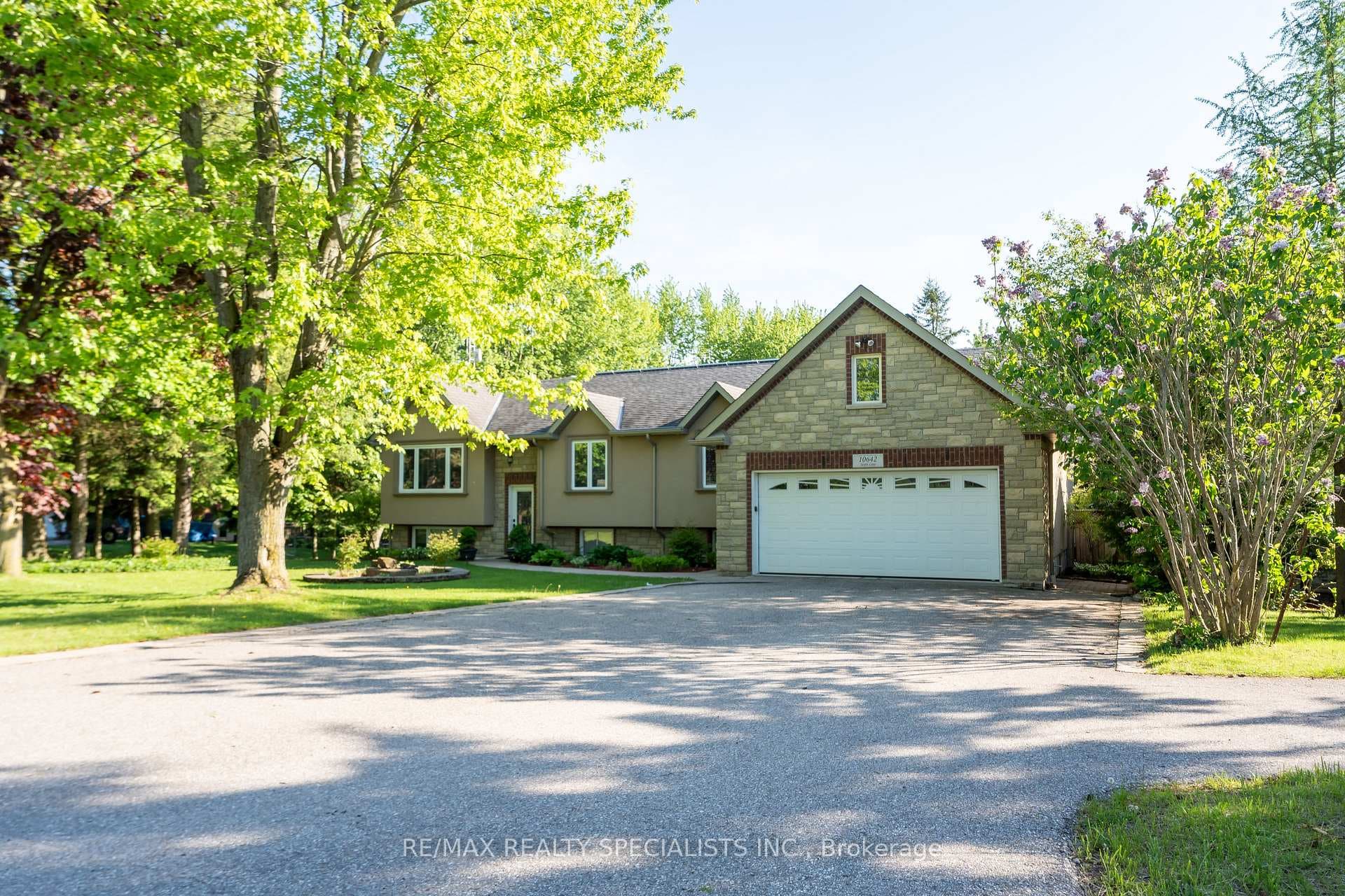 10642 Sixth Line, Halton Hills, ON L7G 4S6 - Photo 1