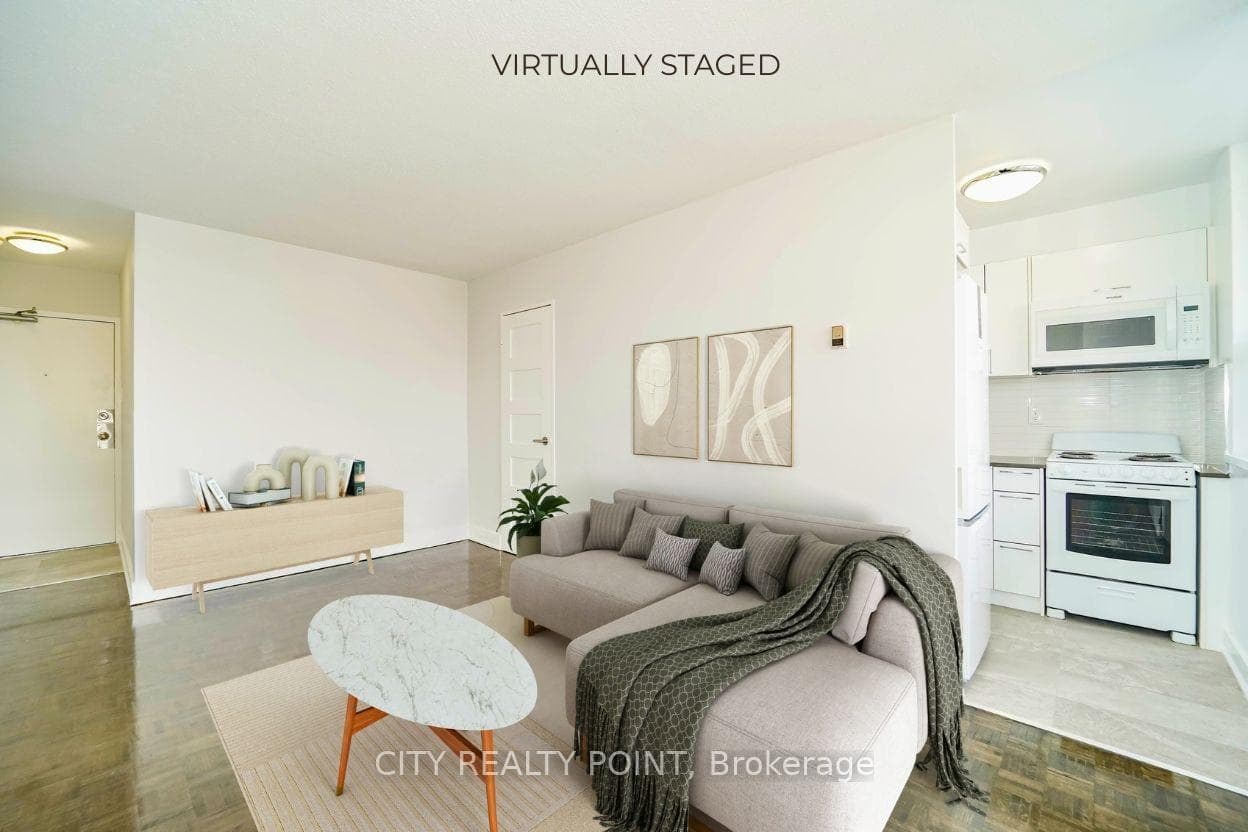 1500 Bathurst Street Unit 601, Forest Hill / Deer Park, ON M5P 3L3 - Photo 1