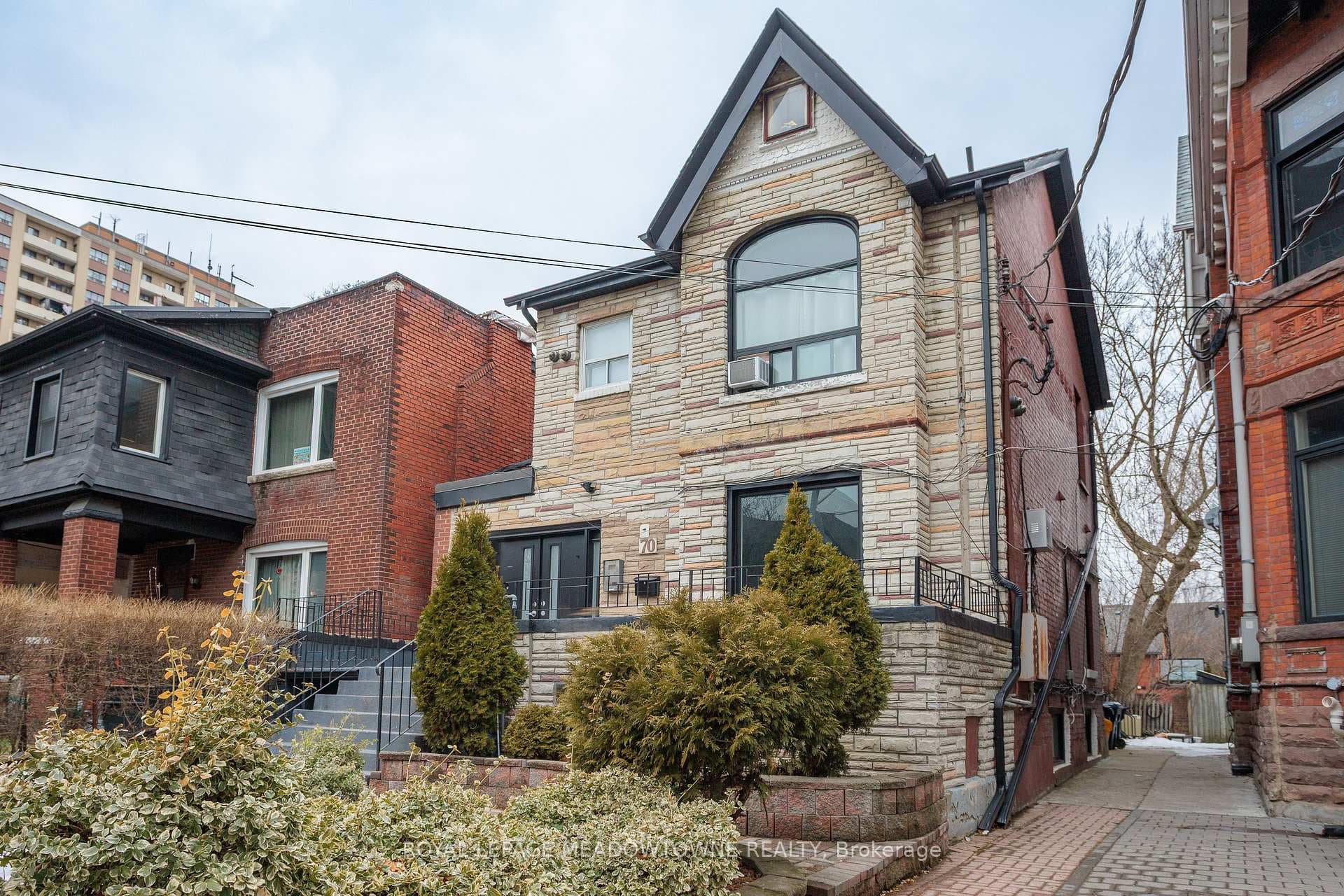 70 Melbourne Avenue, High Park / Junction / Roncesvalles, ON M6K 1K7 - Photo 1