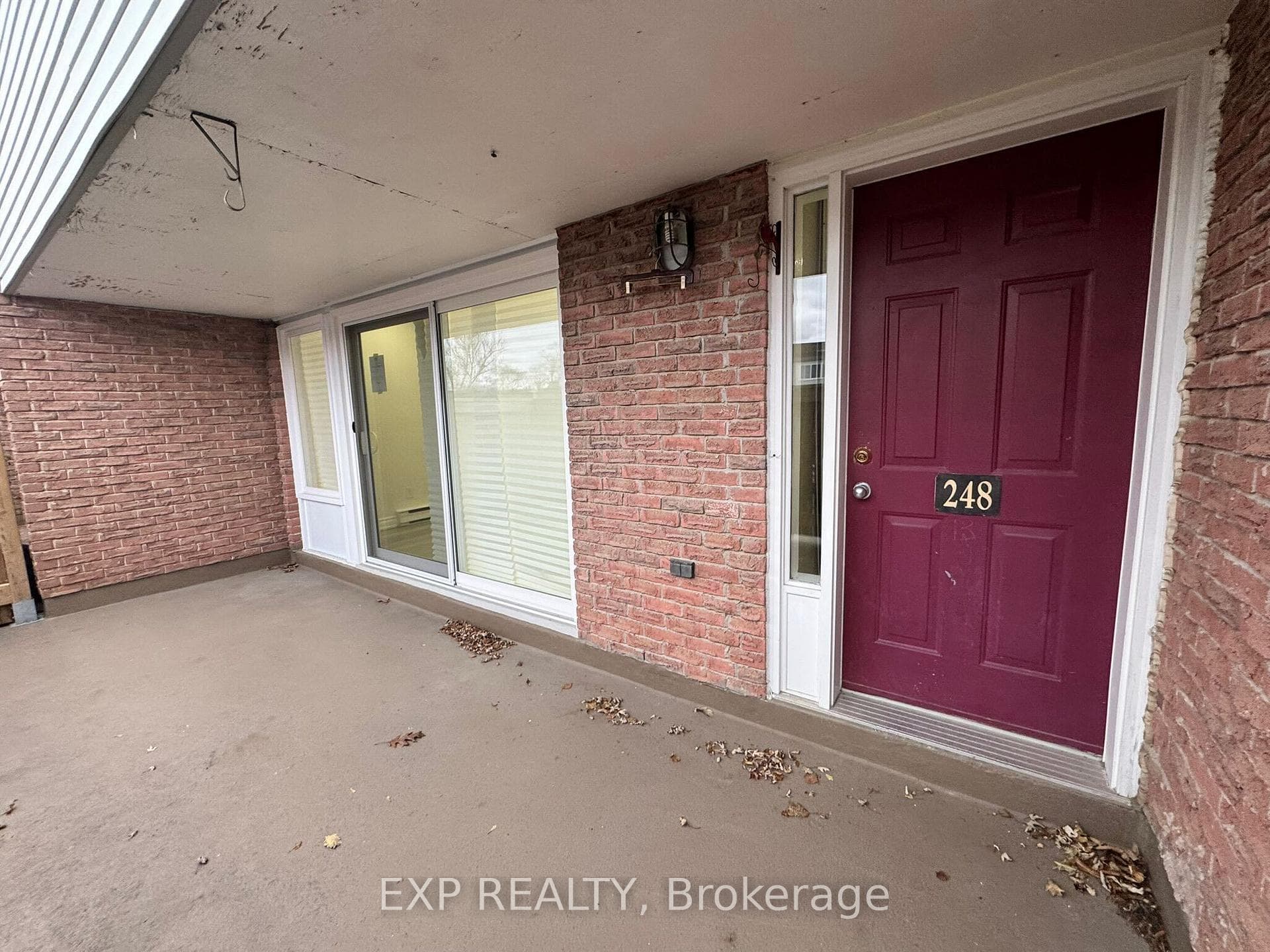 248 Milestone Crescent Unit 120, Aurora, ON L4G 3M2 - Photo 1