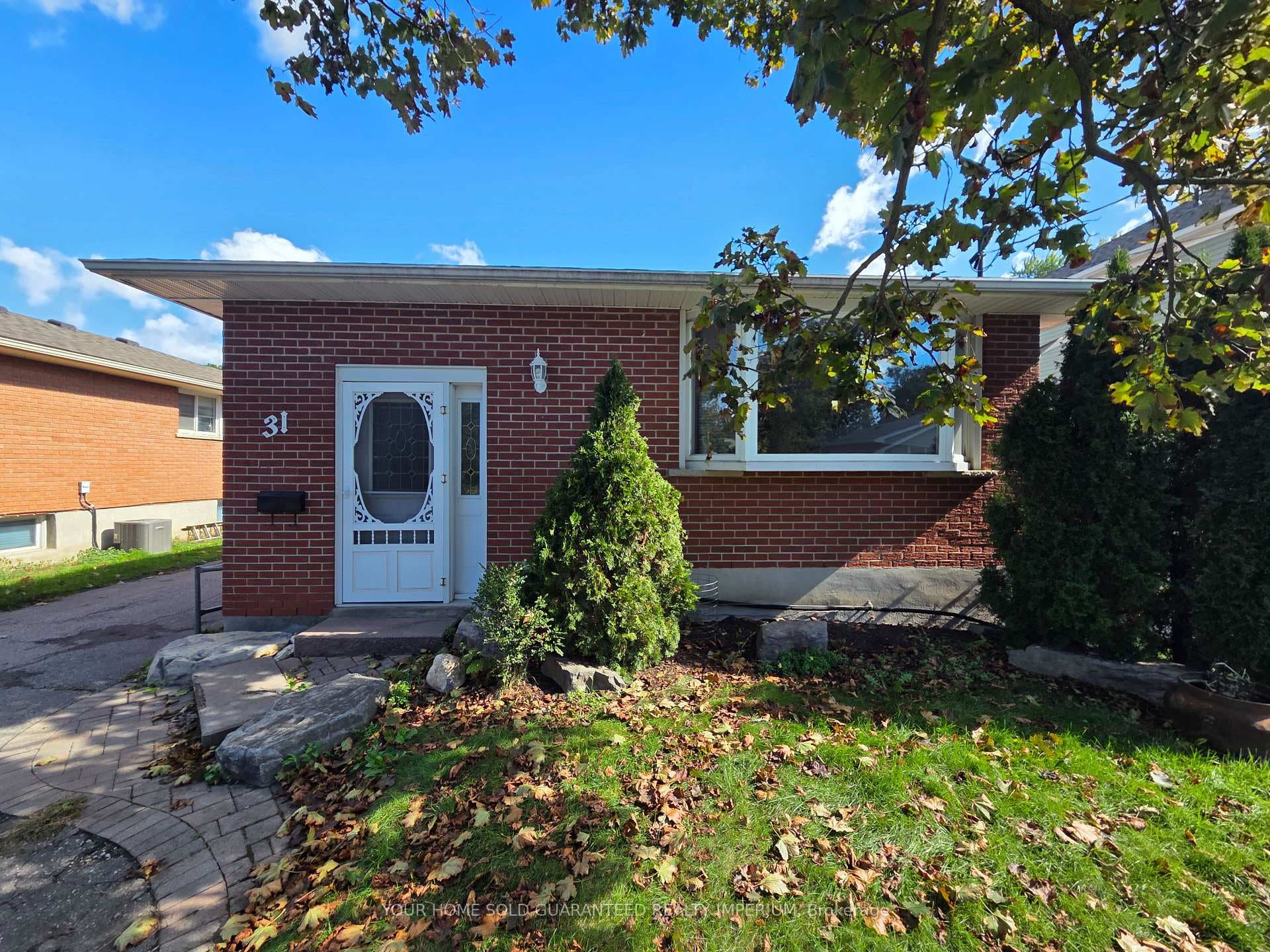 31 Lambs Lane, Clarington, ON L1C 3G2 - Photo 1