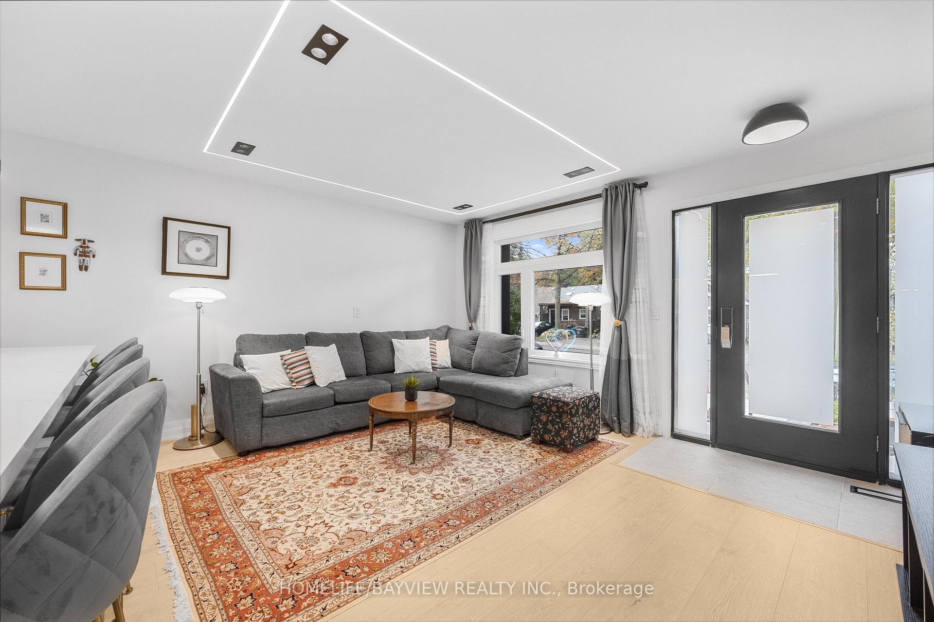 9 Kenworthy Avenue, Birch Cliff / Cliffside, ON M1L 3B1 - Photo 1