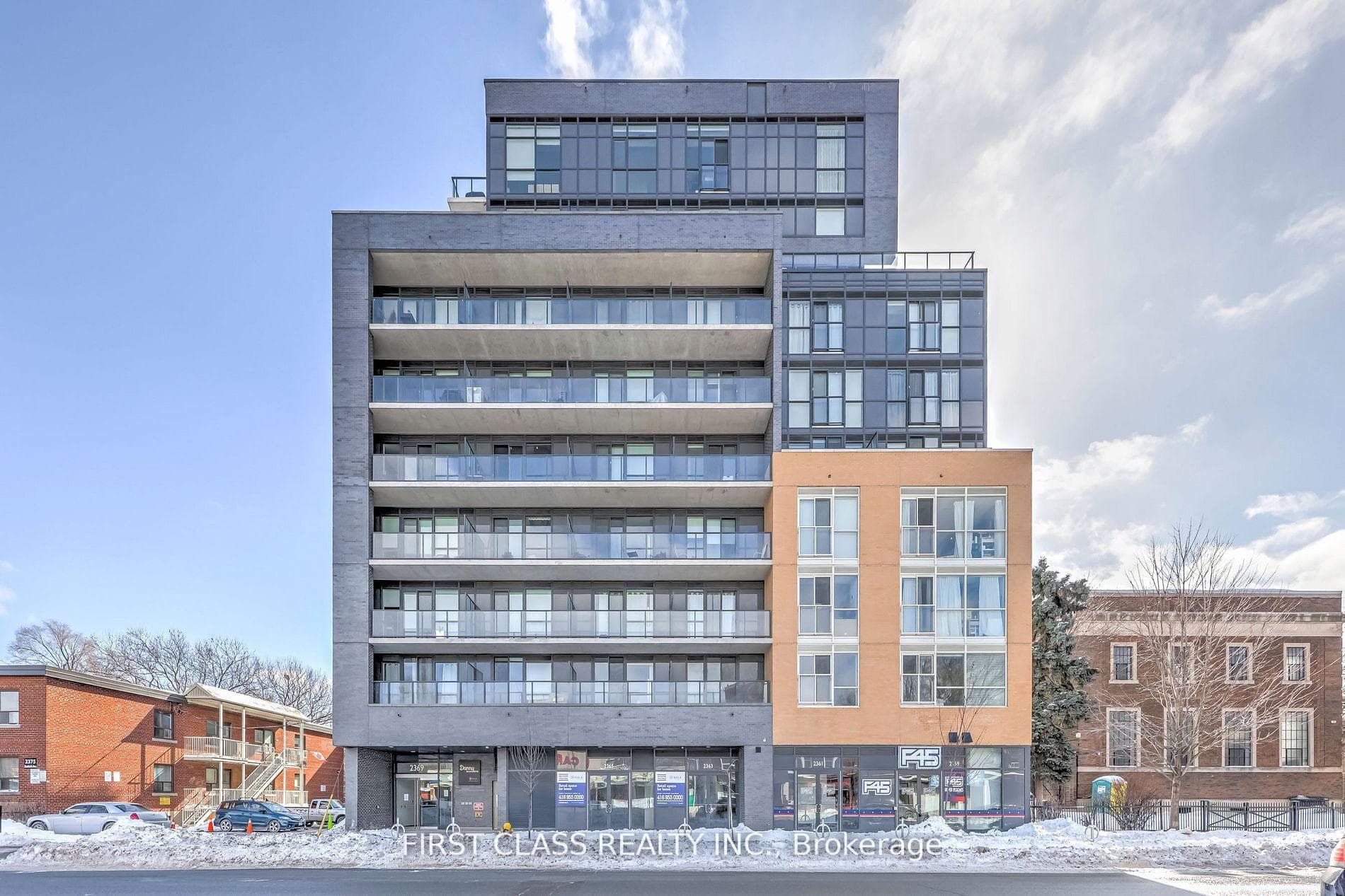 2369 Danforth Avenue Unit 904, The Beaches / Upper Beaches, ON M4C 1K7 - Photo 1