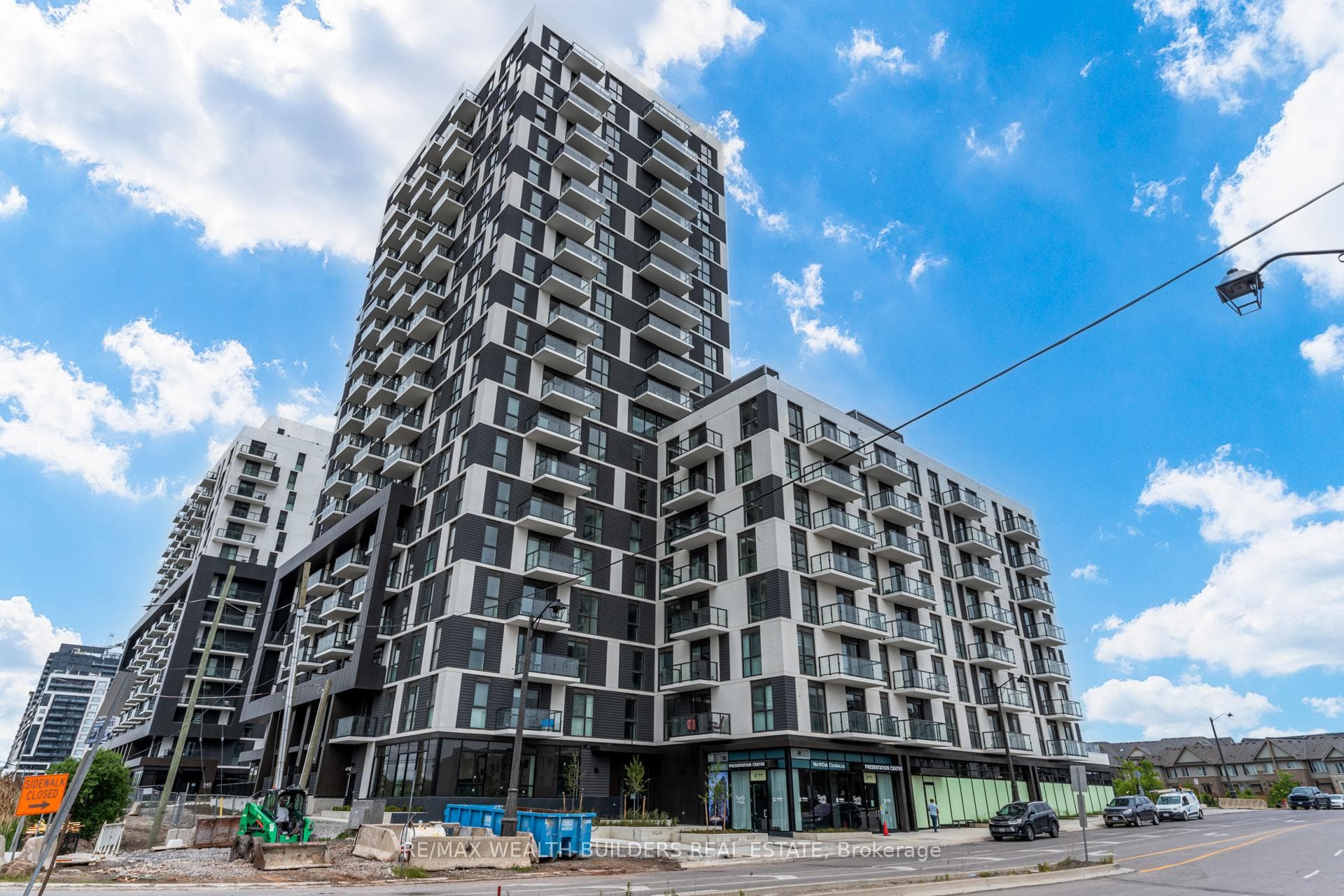 335 Wheat Boom Drive Unit 810, Oakville