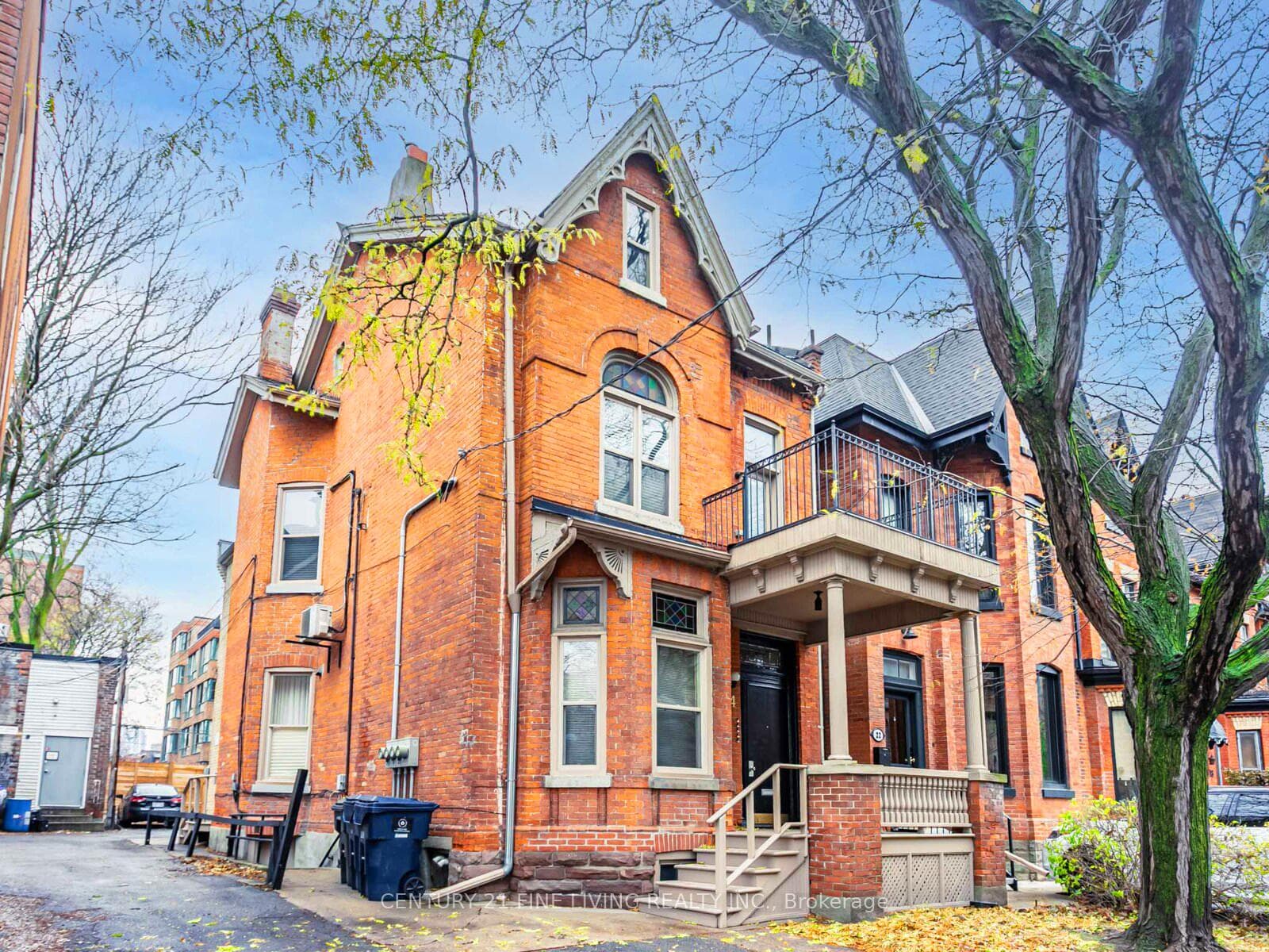 24 Webster Avenue, Annex / Yorkville / Summerhill, ON M5R 1N7 - Photo 1