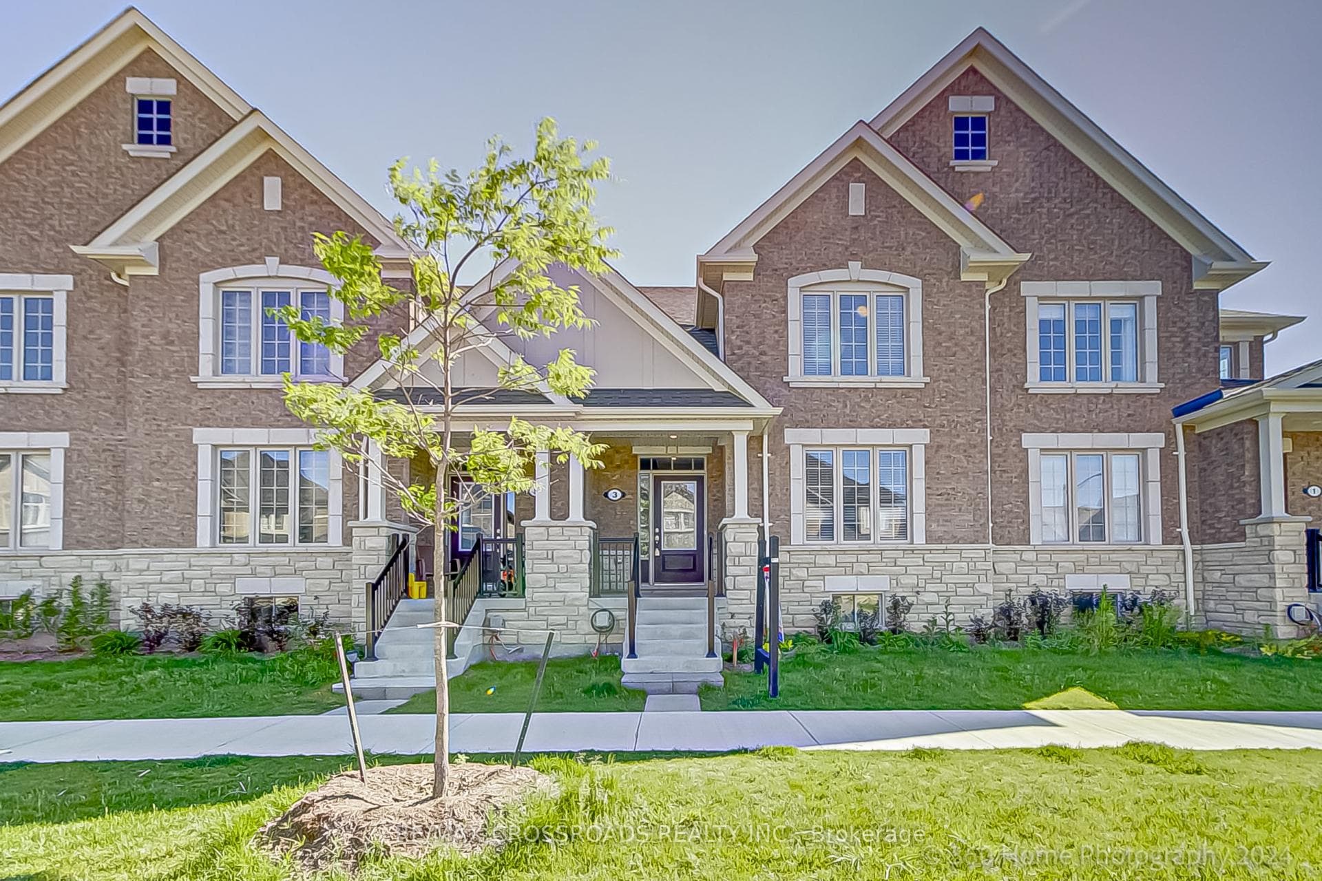 3 Hornchurch Street, Whitby, ON L1P 0J3 - Photo 1