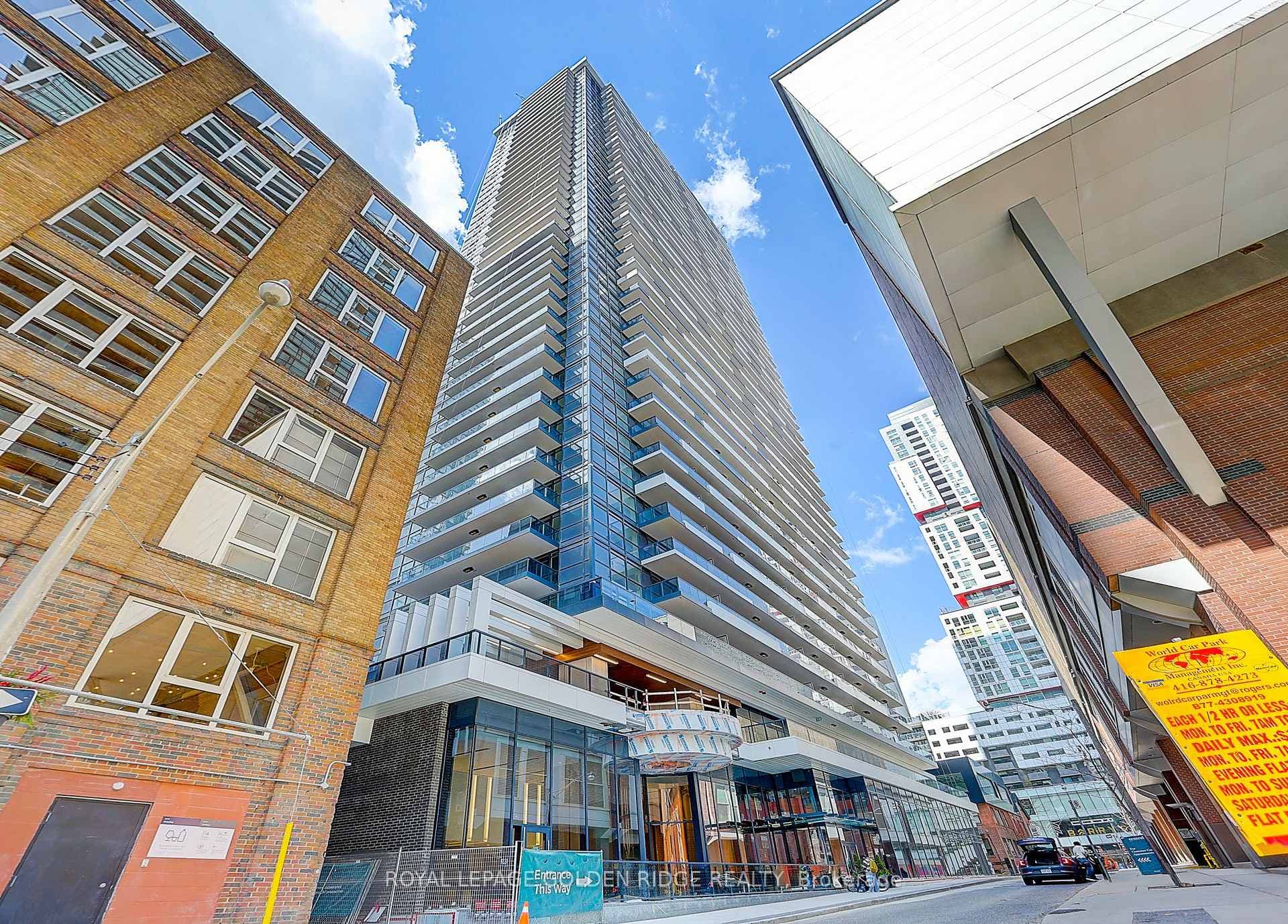 38 Widmer Street Unit 2010, Toronto C01