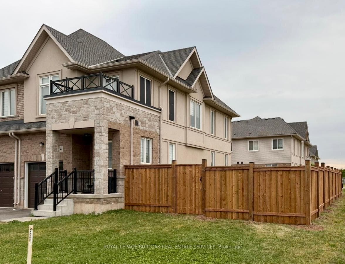 4 Foothills Lane, Hamilton, ON L8E 0K1 - Photo 1