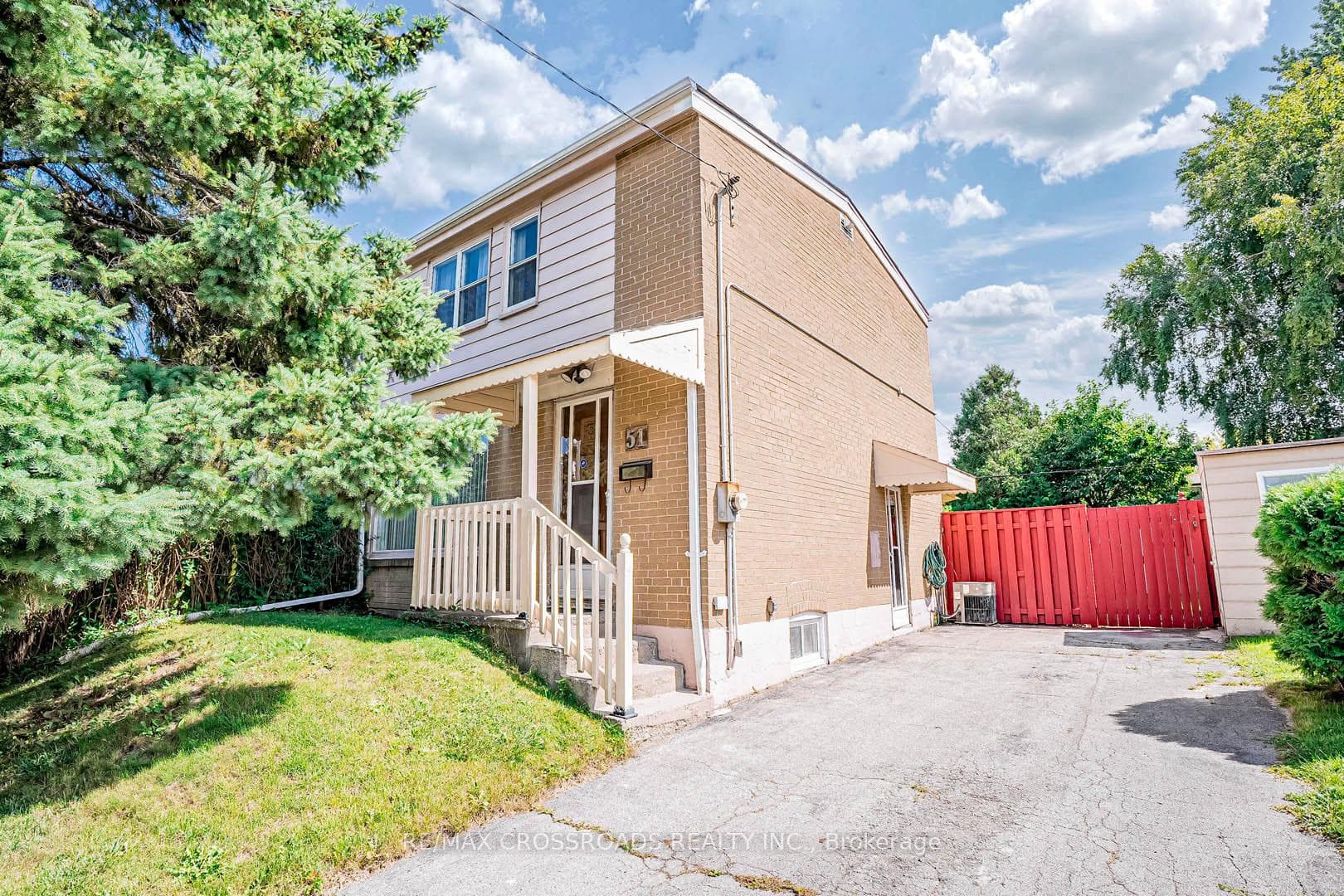 51 Bonniewood Road, Dorset Park / Kennedy Park, ON M1K 2L9 - Photo 1