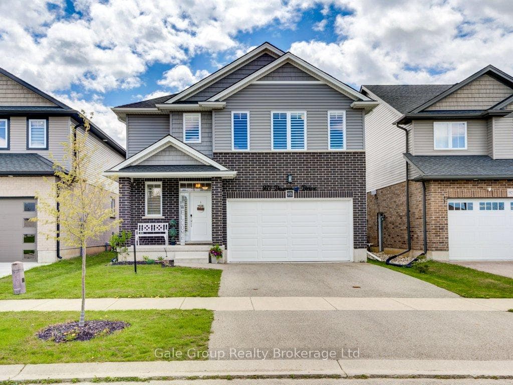 971 Downing Drive, Woodstock