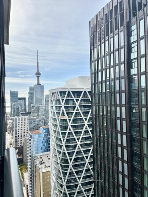 426 University Avenue Unit 3702, Toronto C01