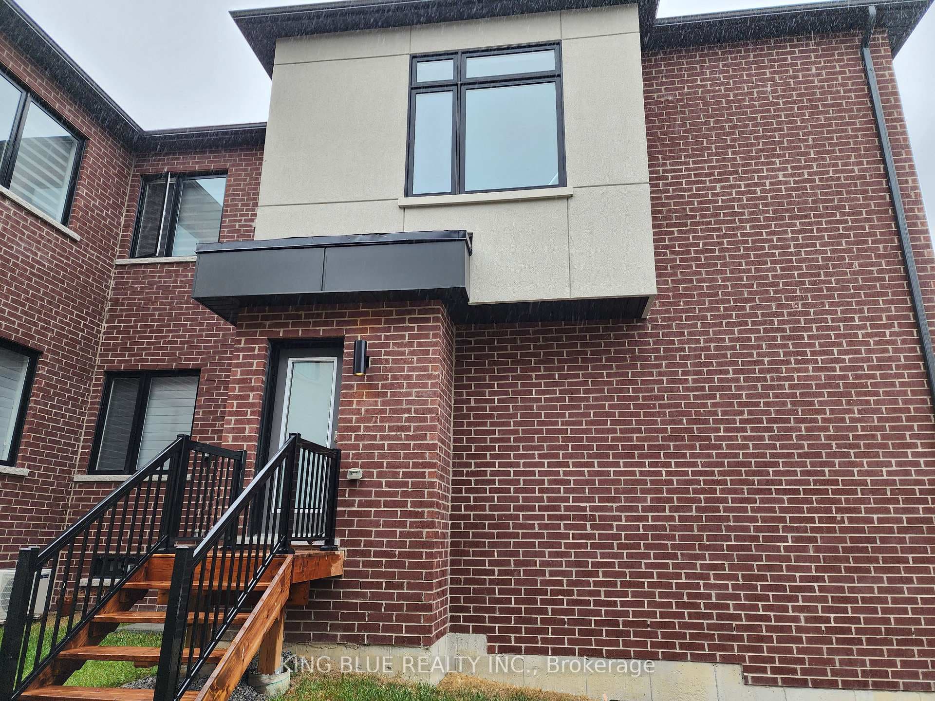 597 Riverlands Avenue Unit Coach House, Markham, ON L6B 0V5 - Photo 1